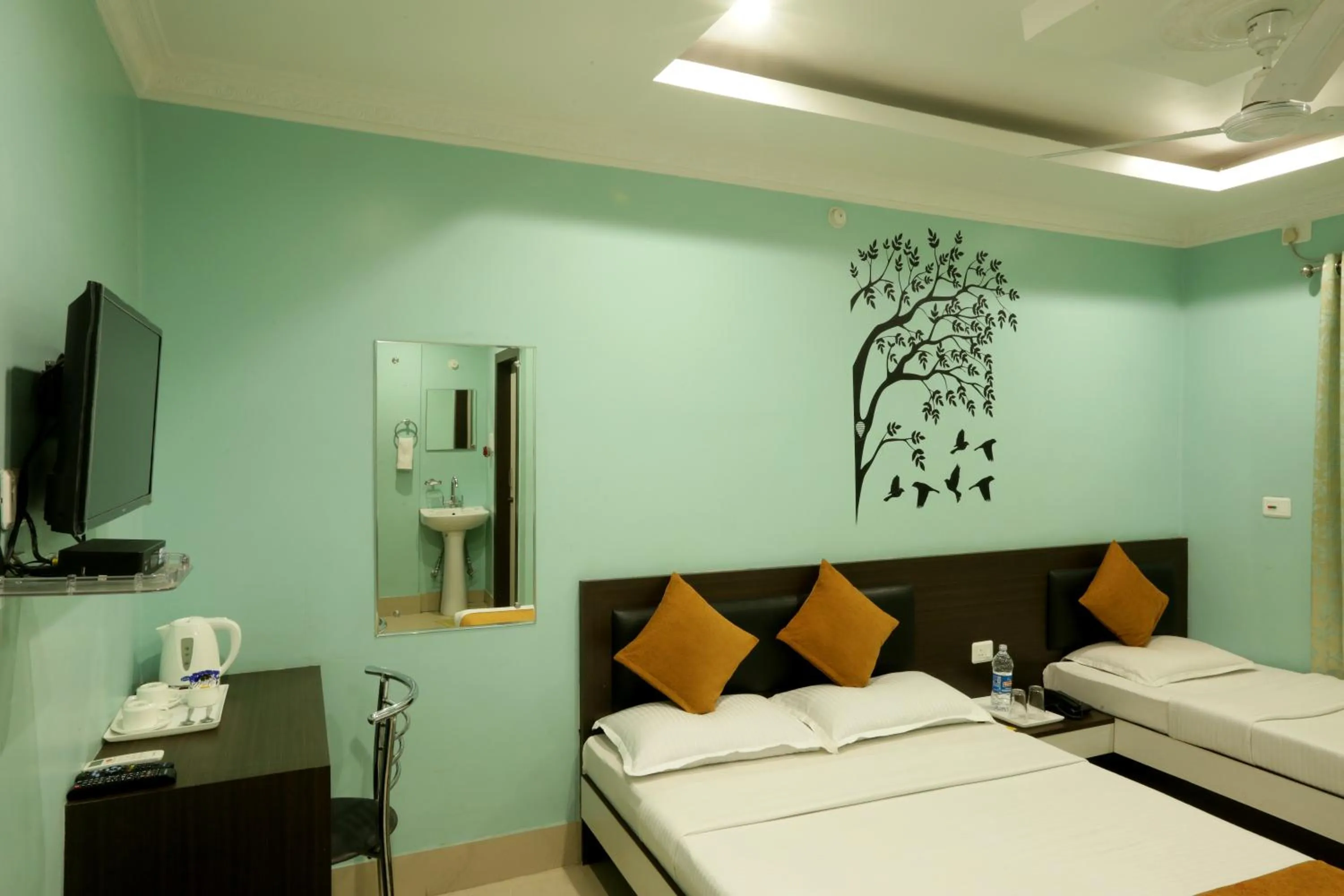 Bed in Hotel Grand Luit