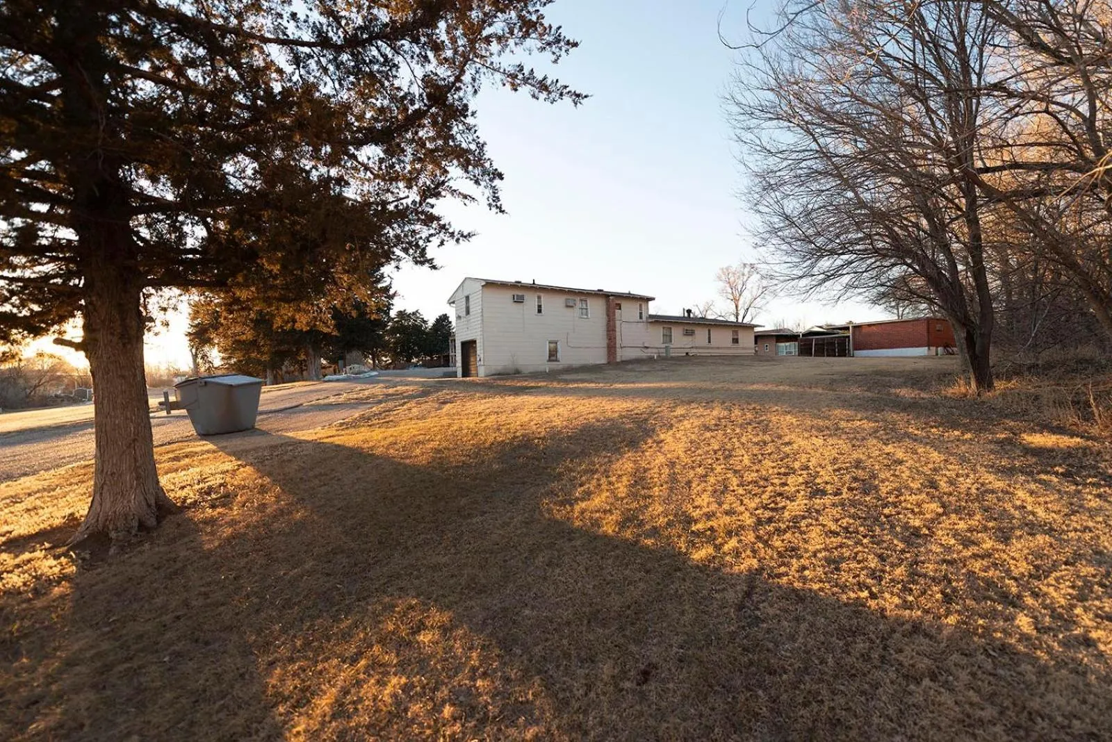 Natural landscape in Cedar Inn