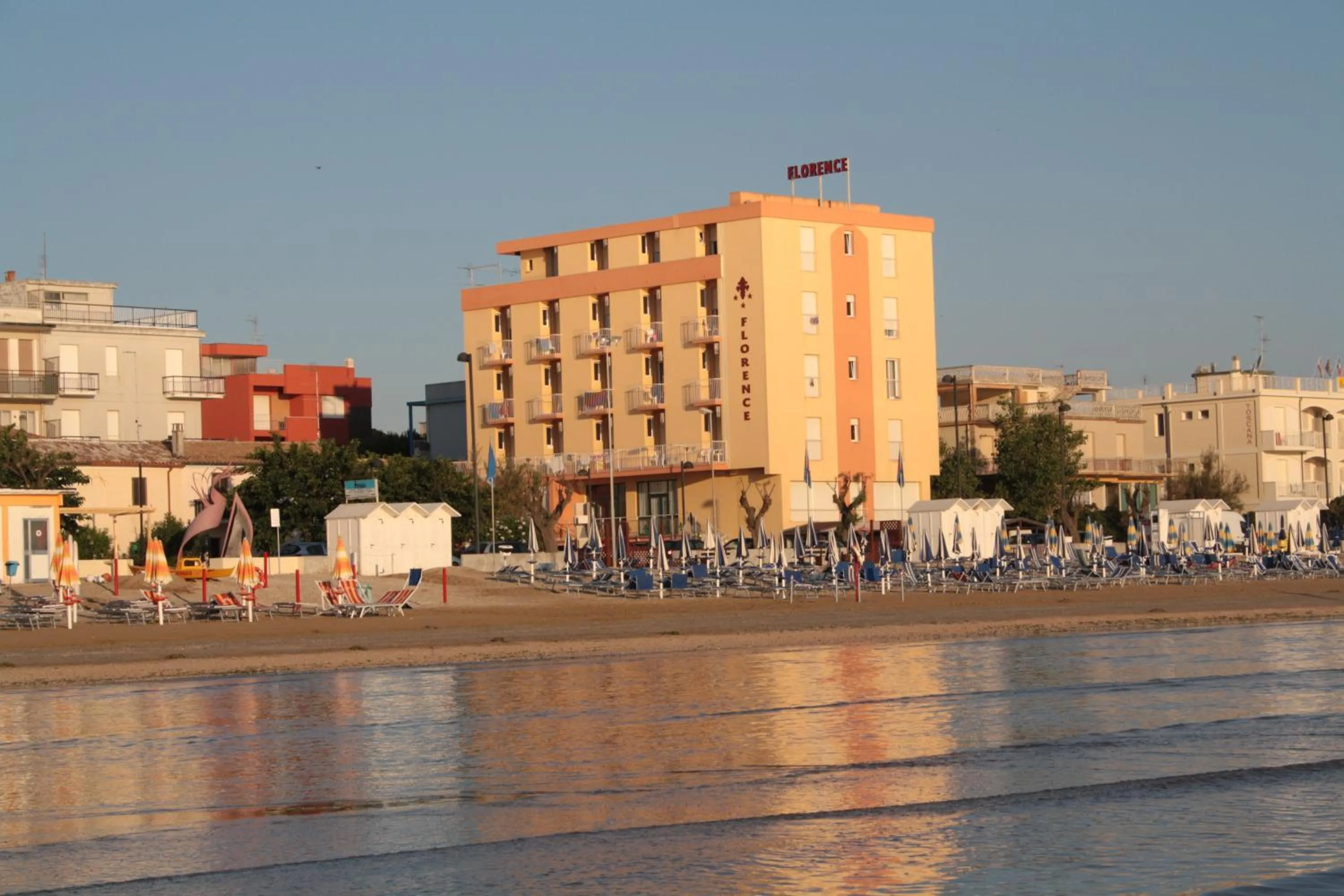 Property building in Hotel Florence