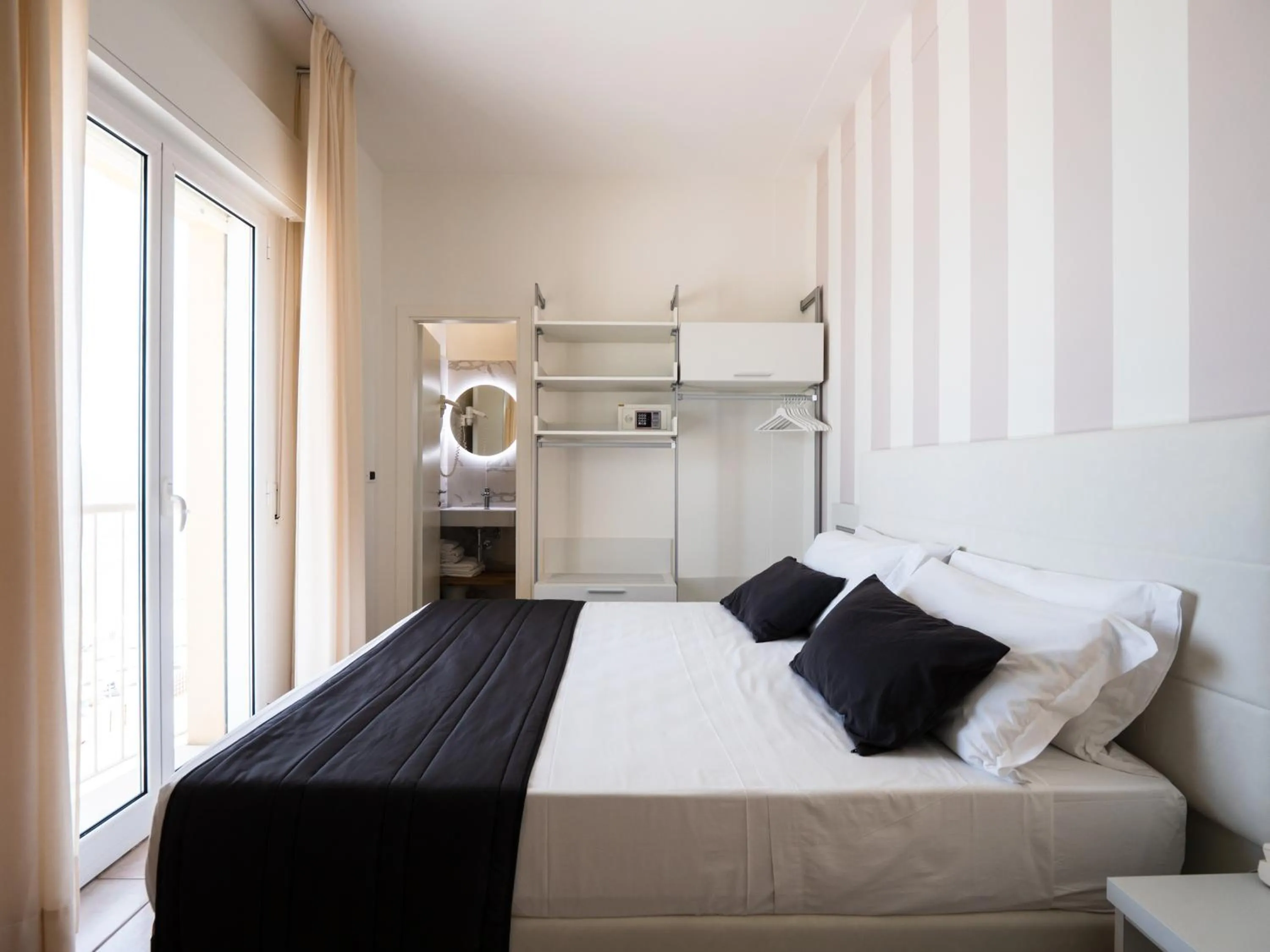 Other, Bed in Hotel Florence