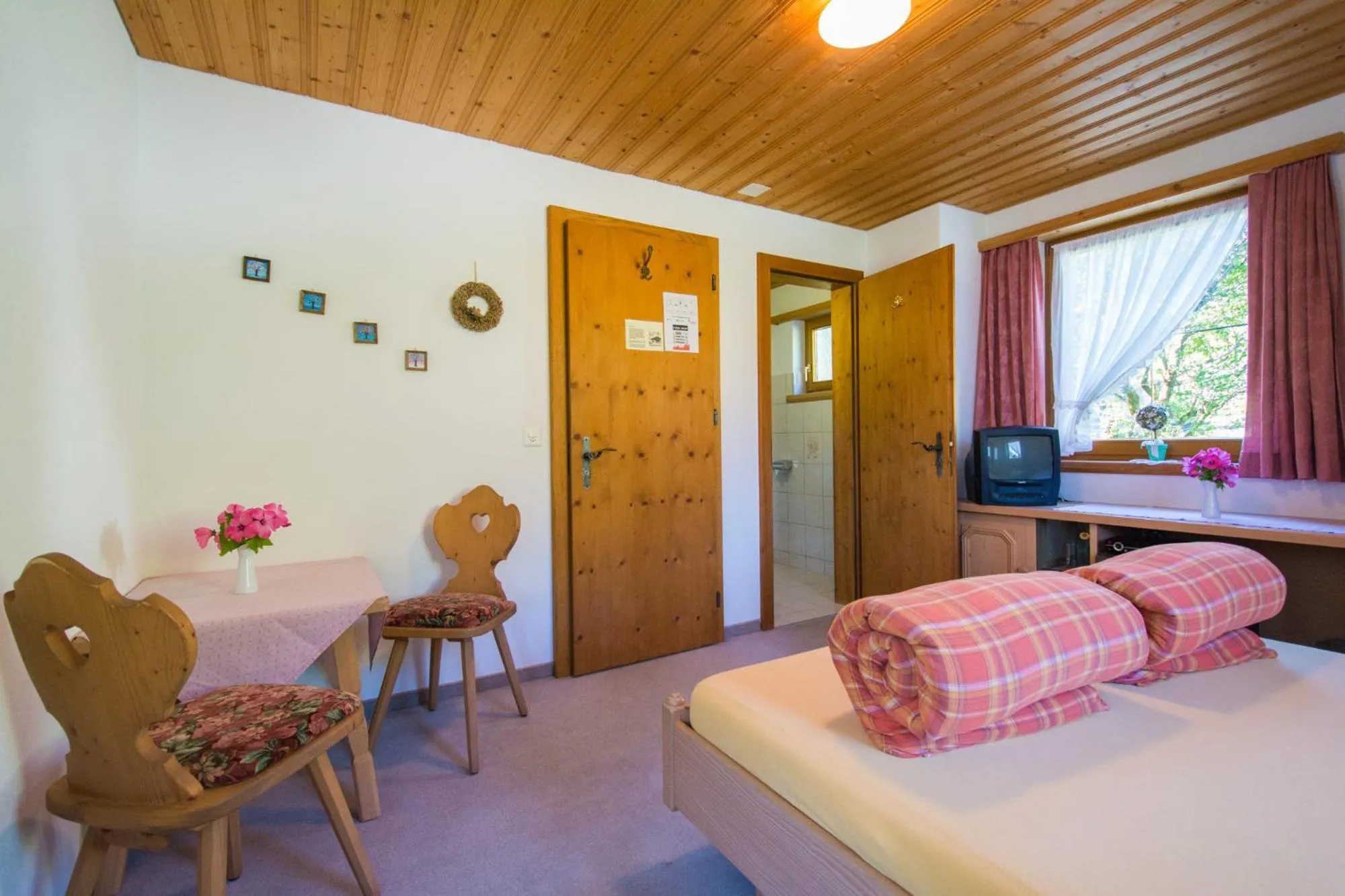 Bed in Hotel Cuntera