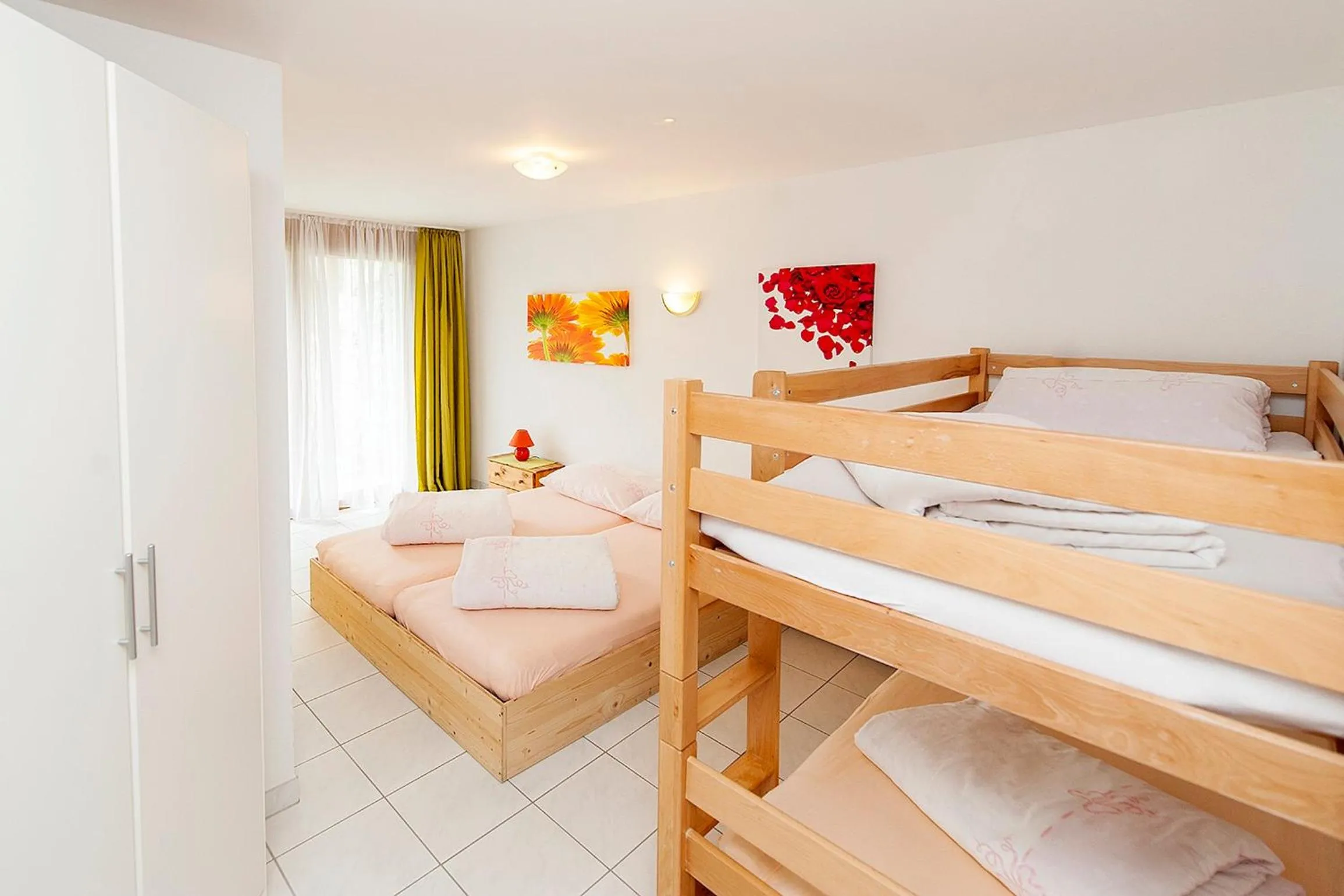 Bed in Hotel Cuntera