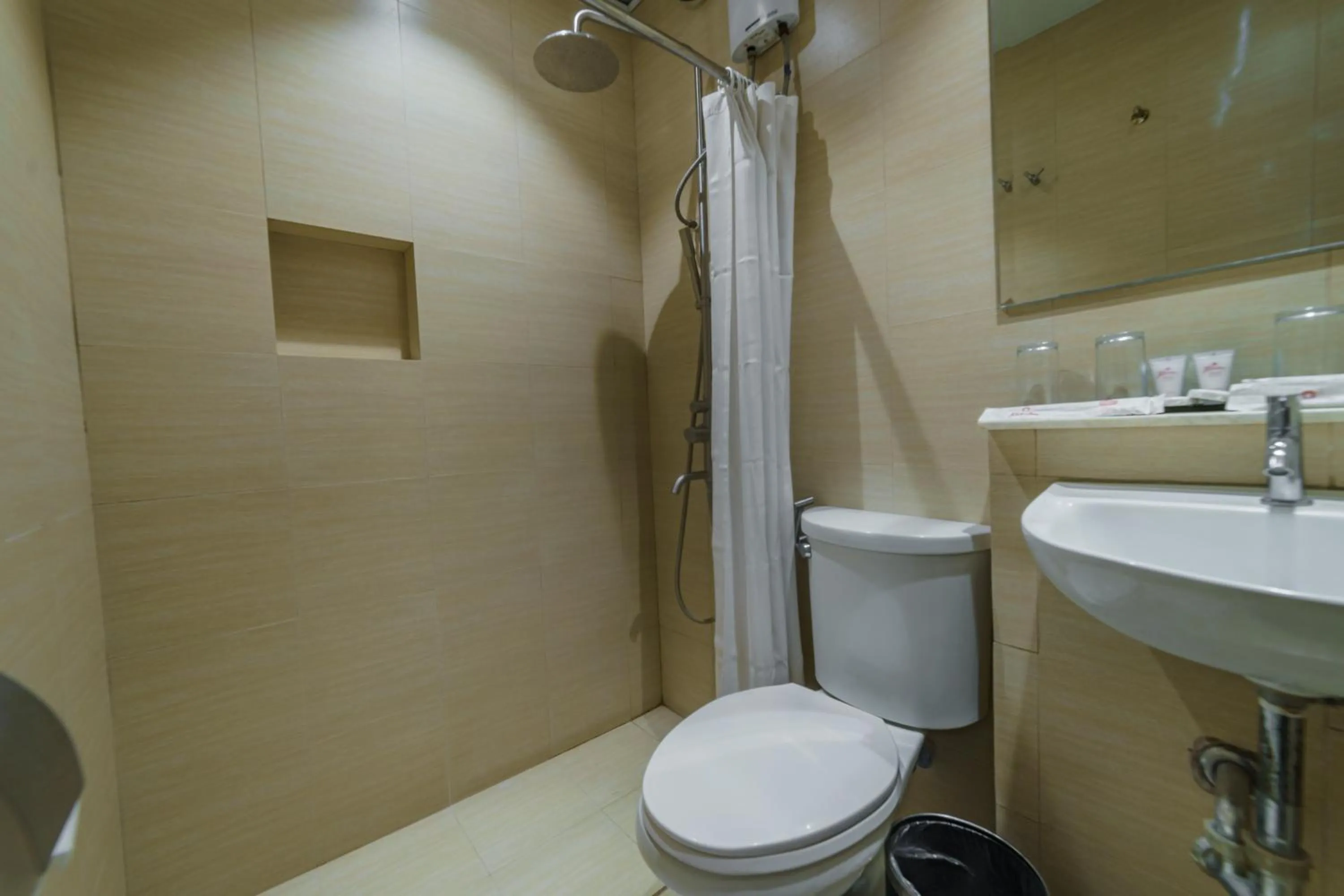 Bed in Robertson Hotel