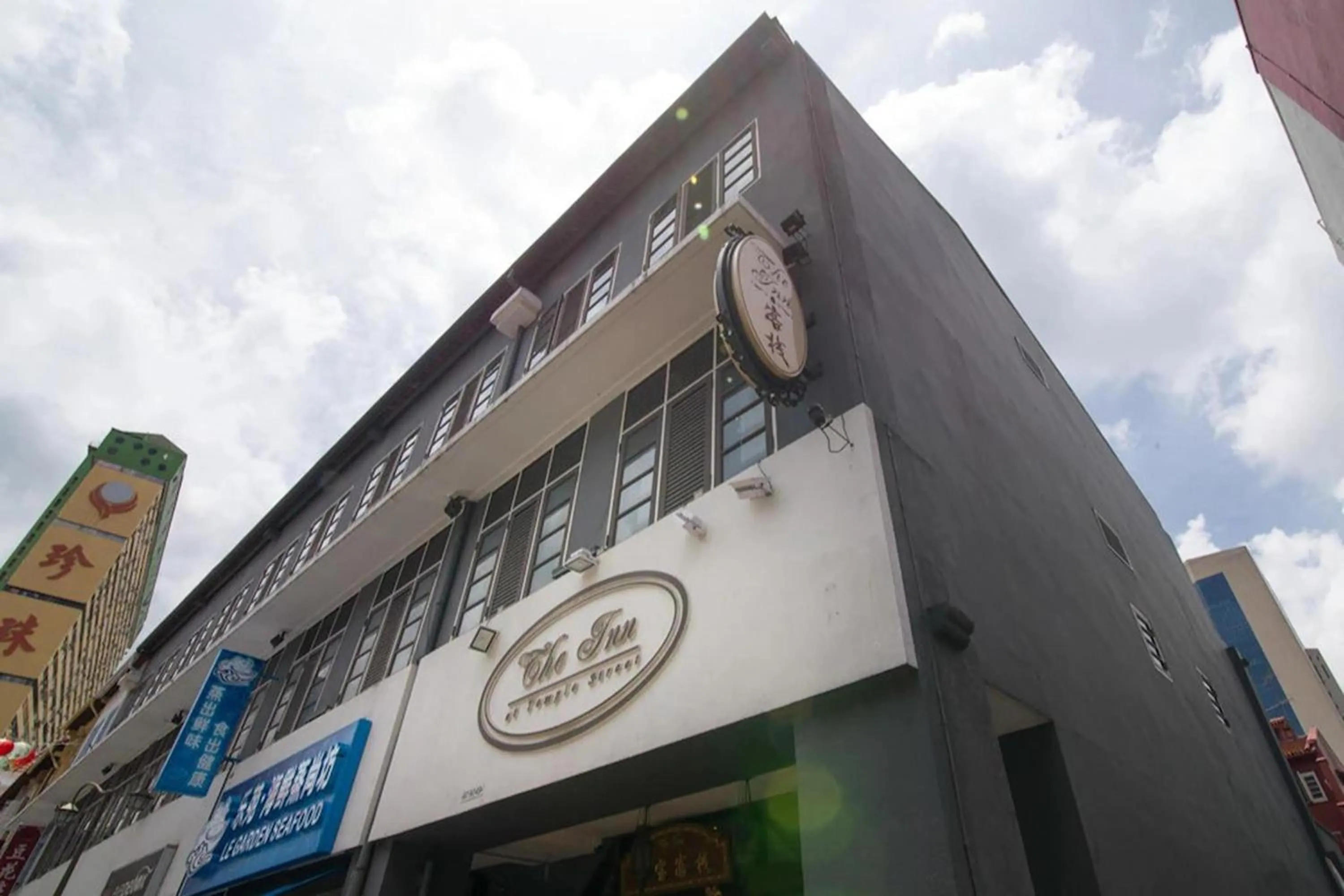 Property building in The Inn at Temple Street