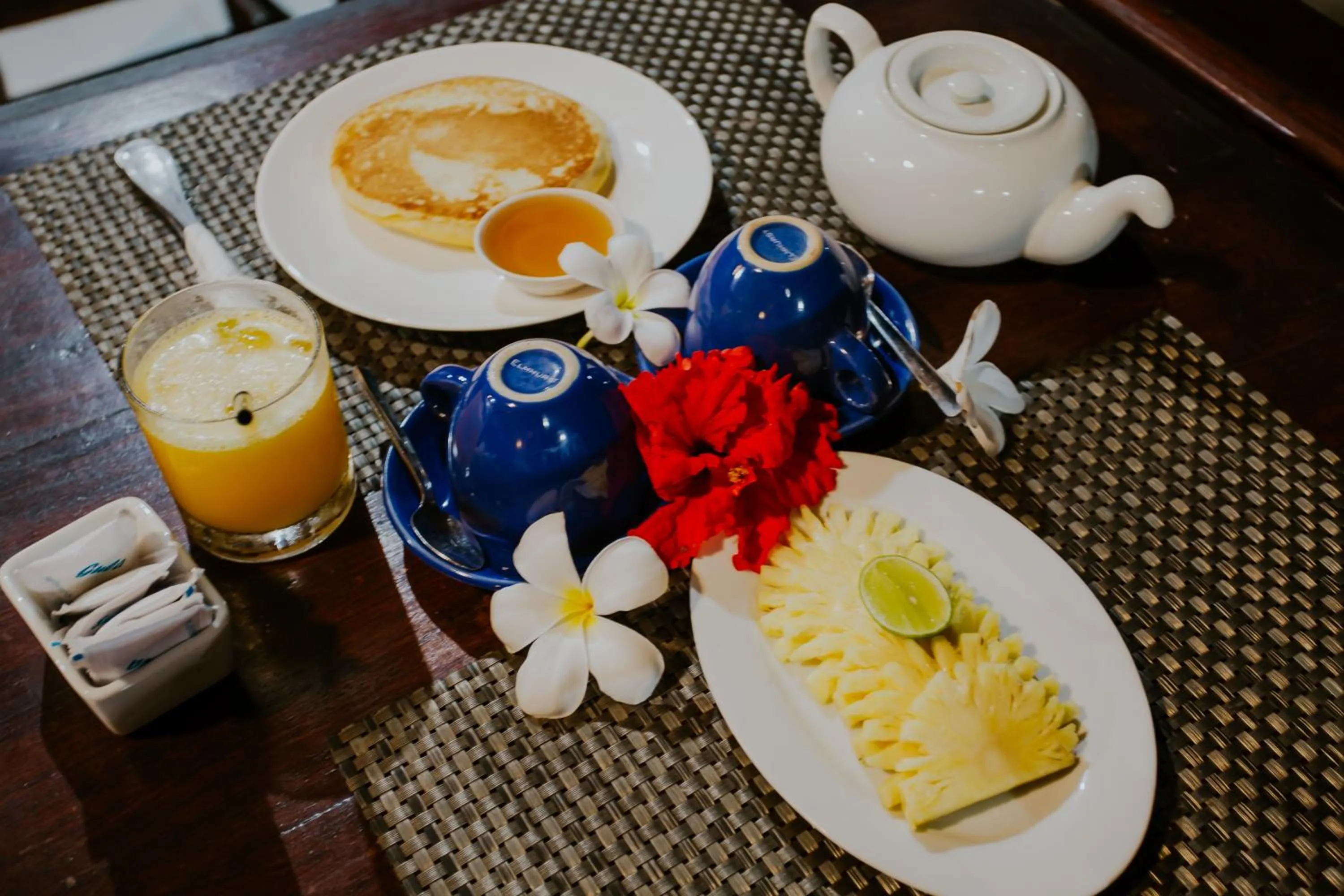 Food in Crystal Bay Villa