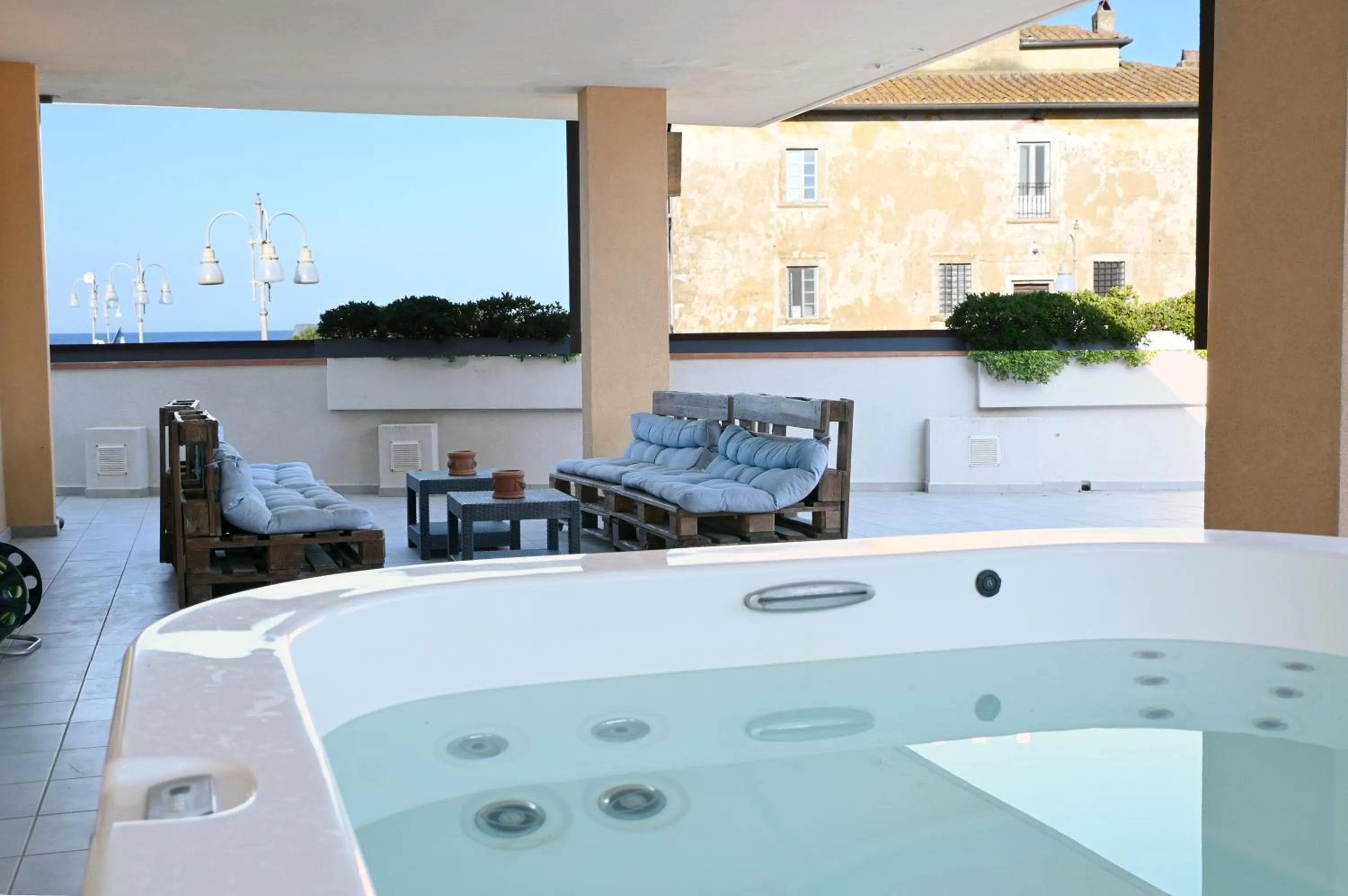 Hot Tub in Hotel Paradiso Verde