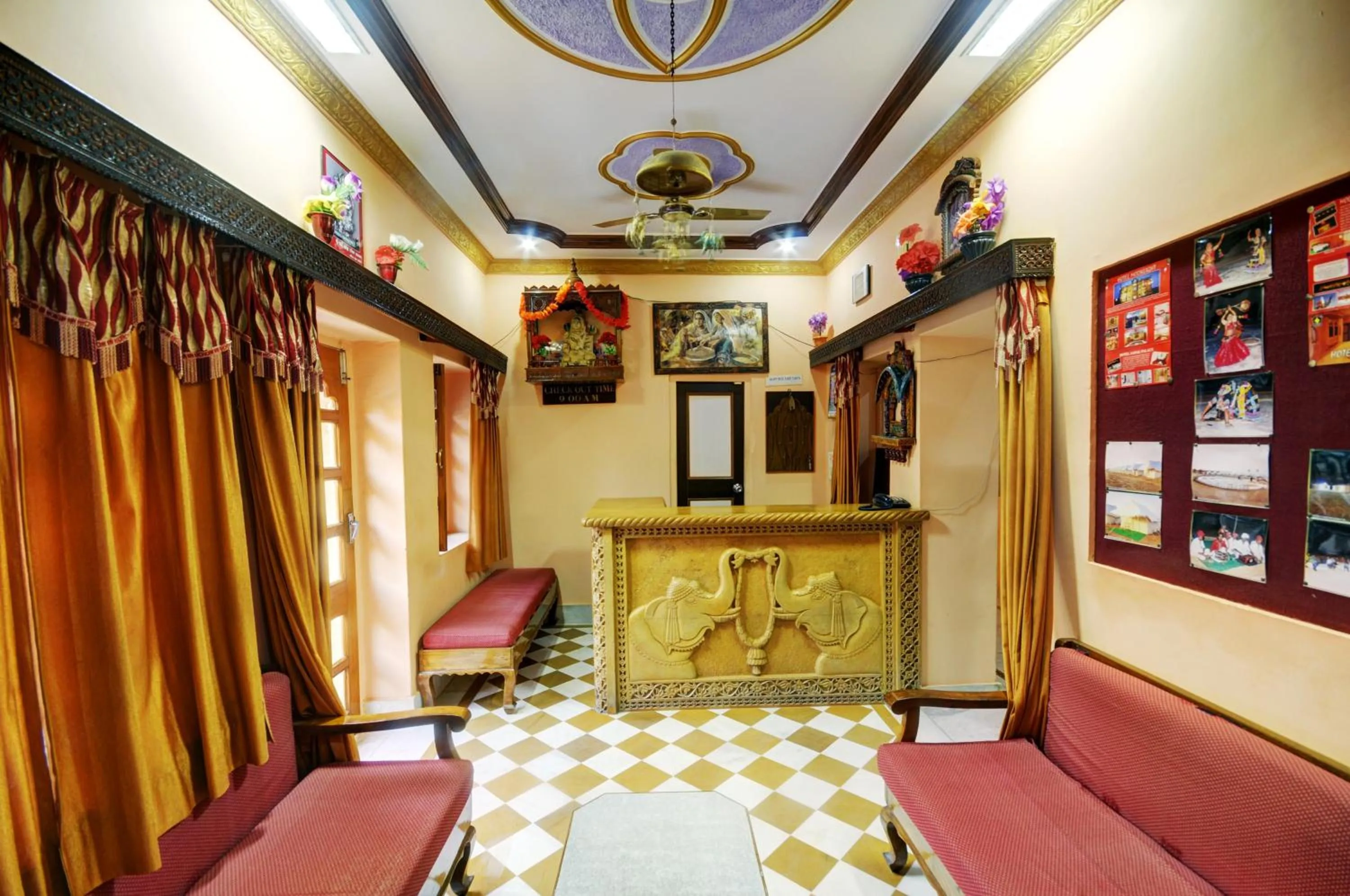 Lobby or reception in Hotel Jaisal Palace