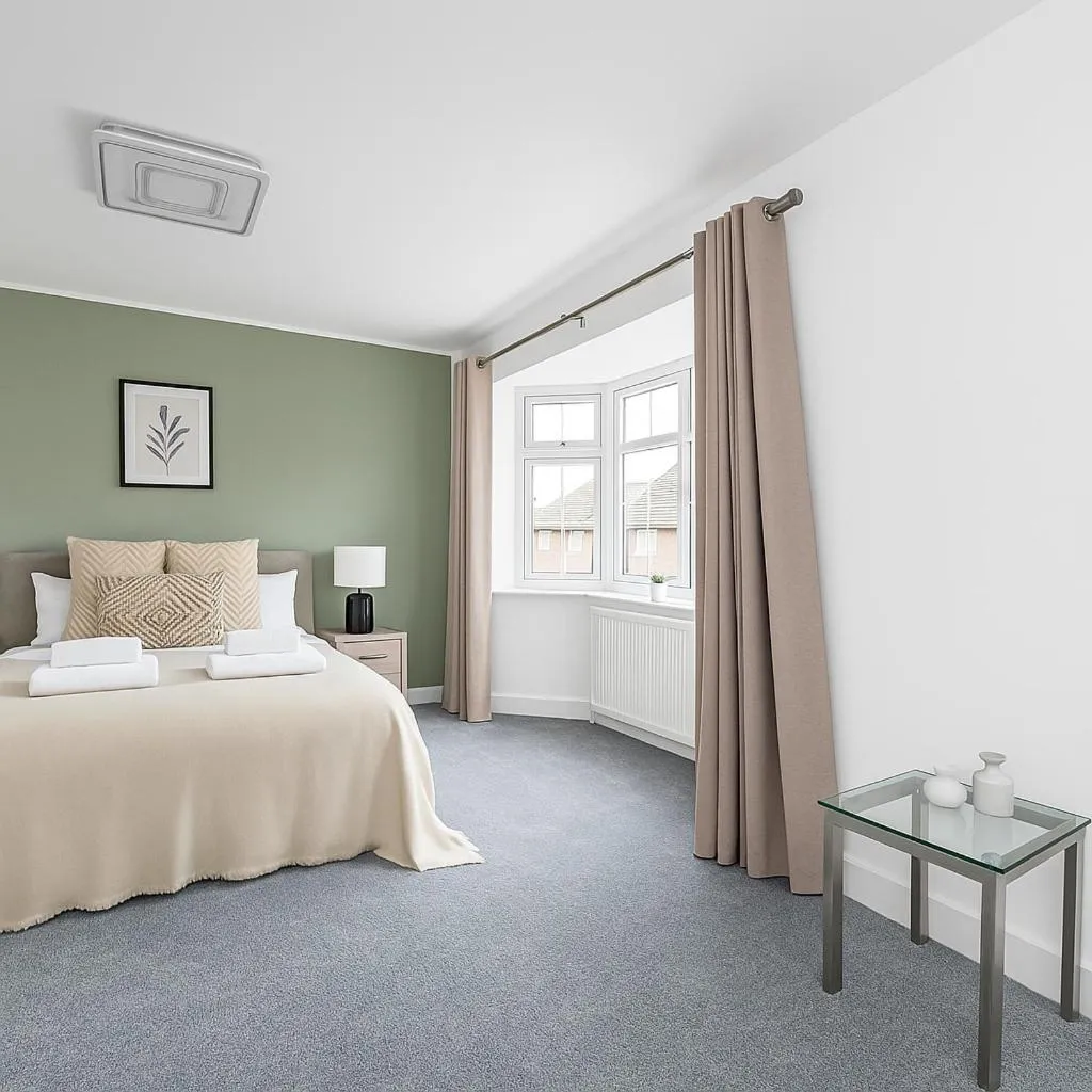 Bedroom, Bed in 16 Pilcher Gate