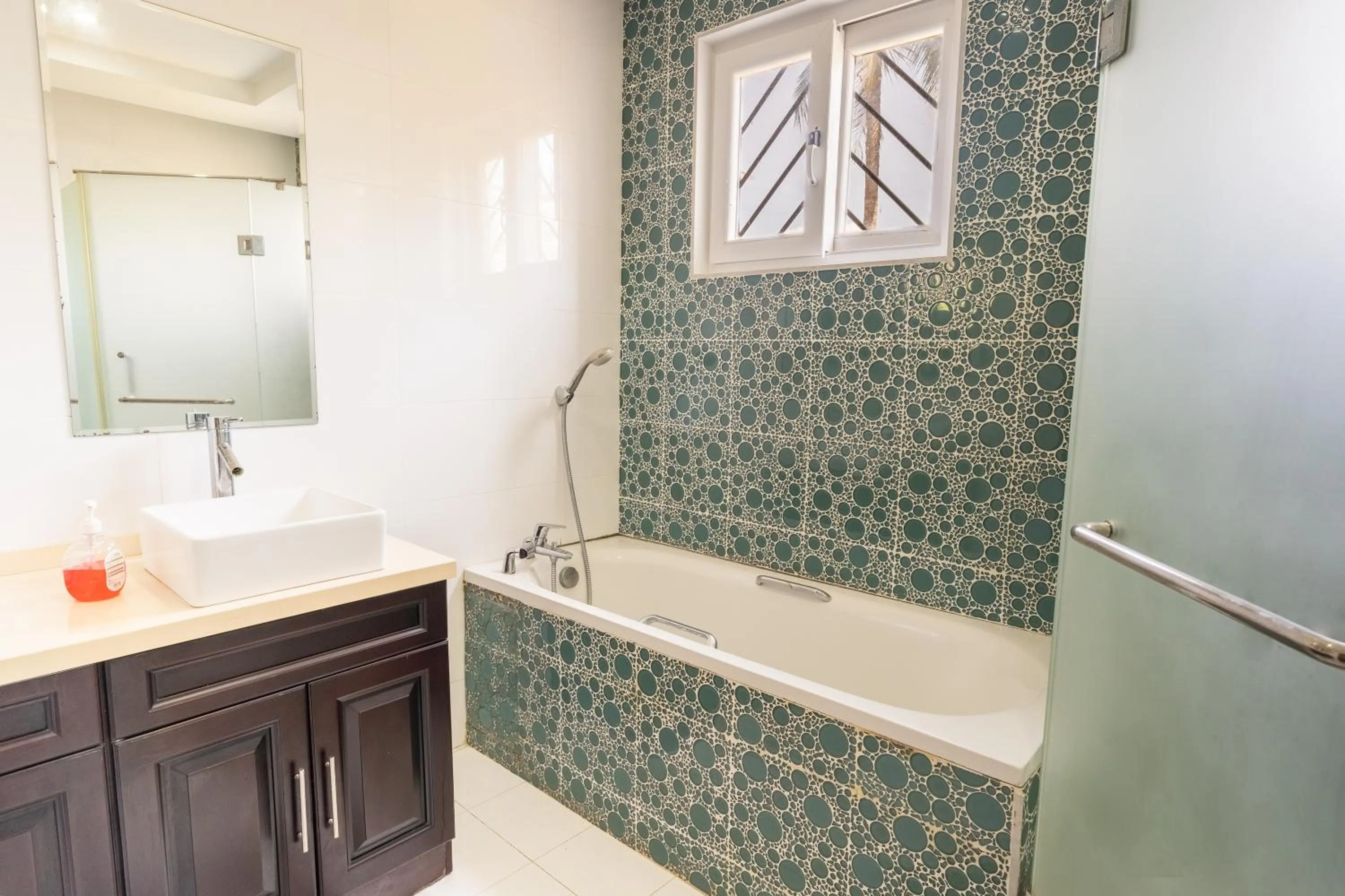 Bathroom in Queens Chateau Boutique Villa