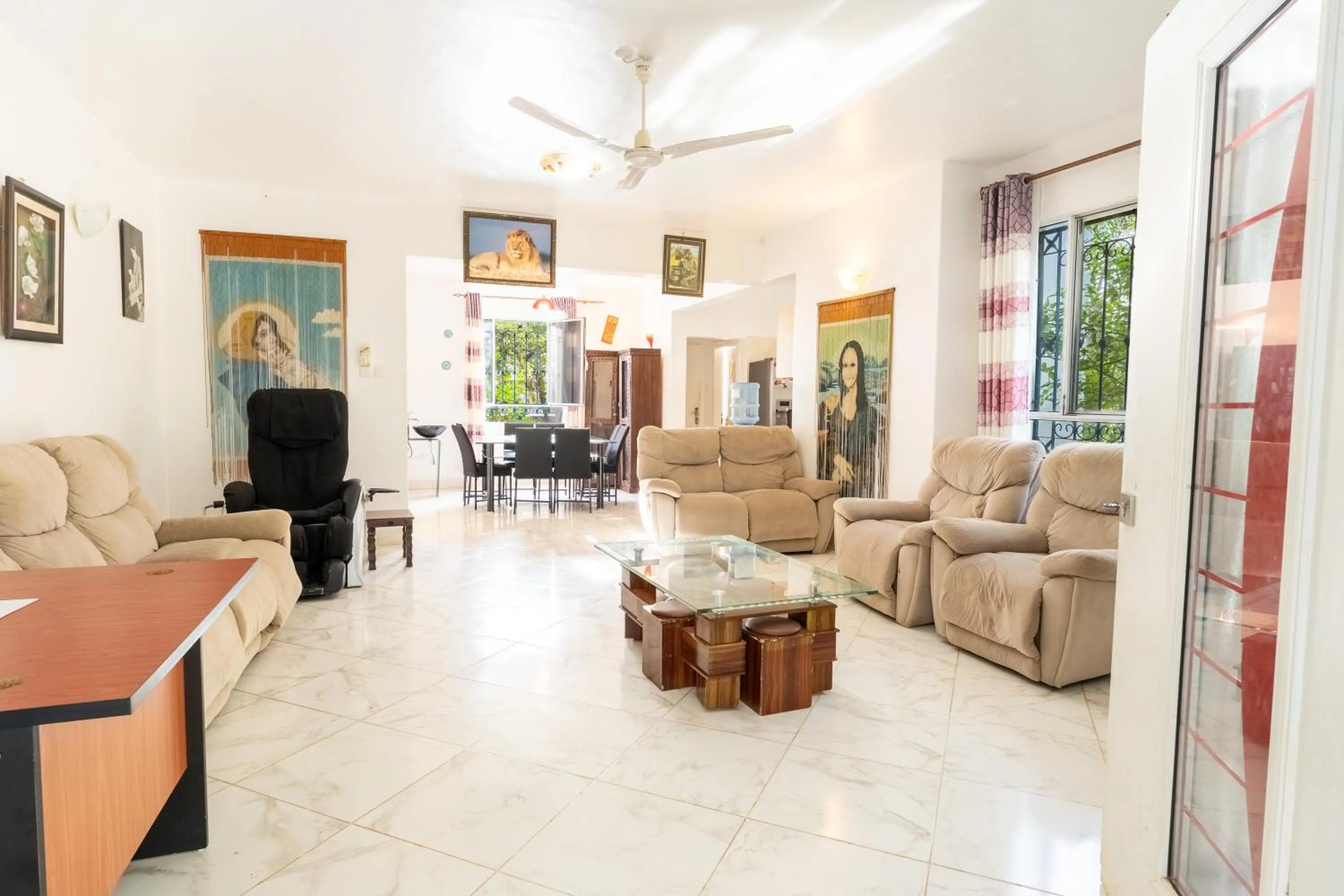Living room in Queens Chateau Boutique Villa