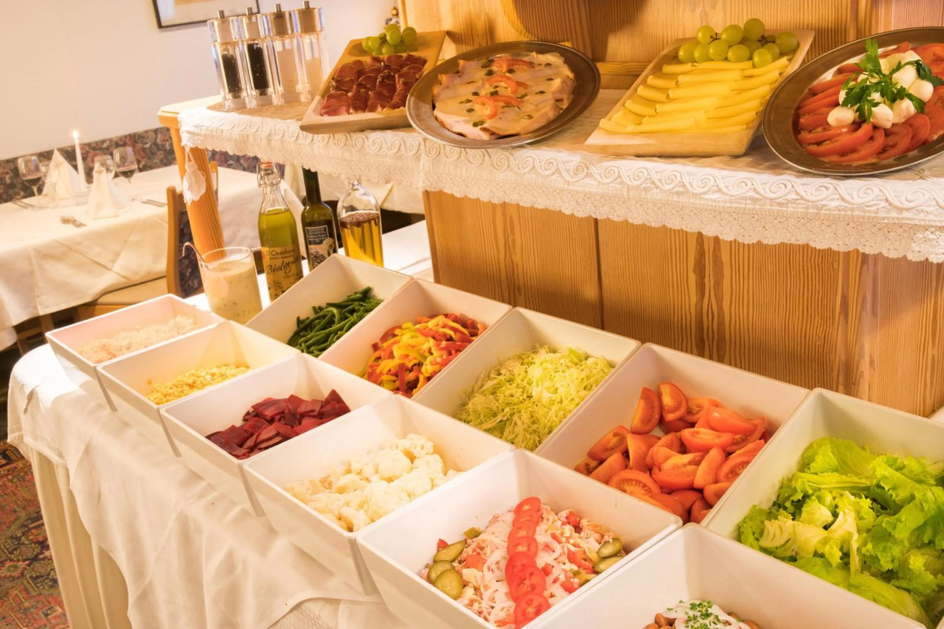 Food and drinks in Piccolo Hotel Gurschler