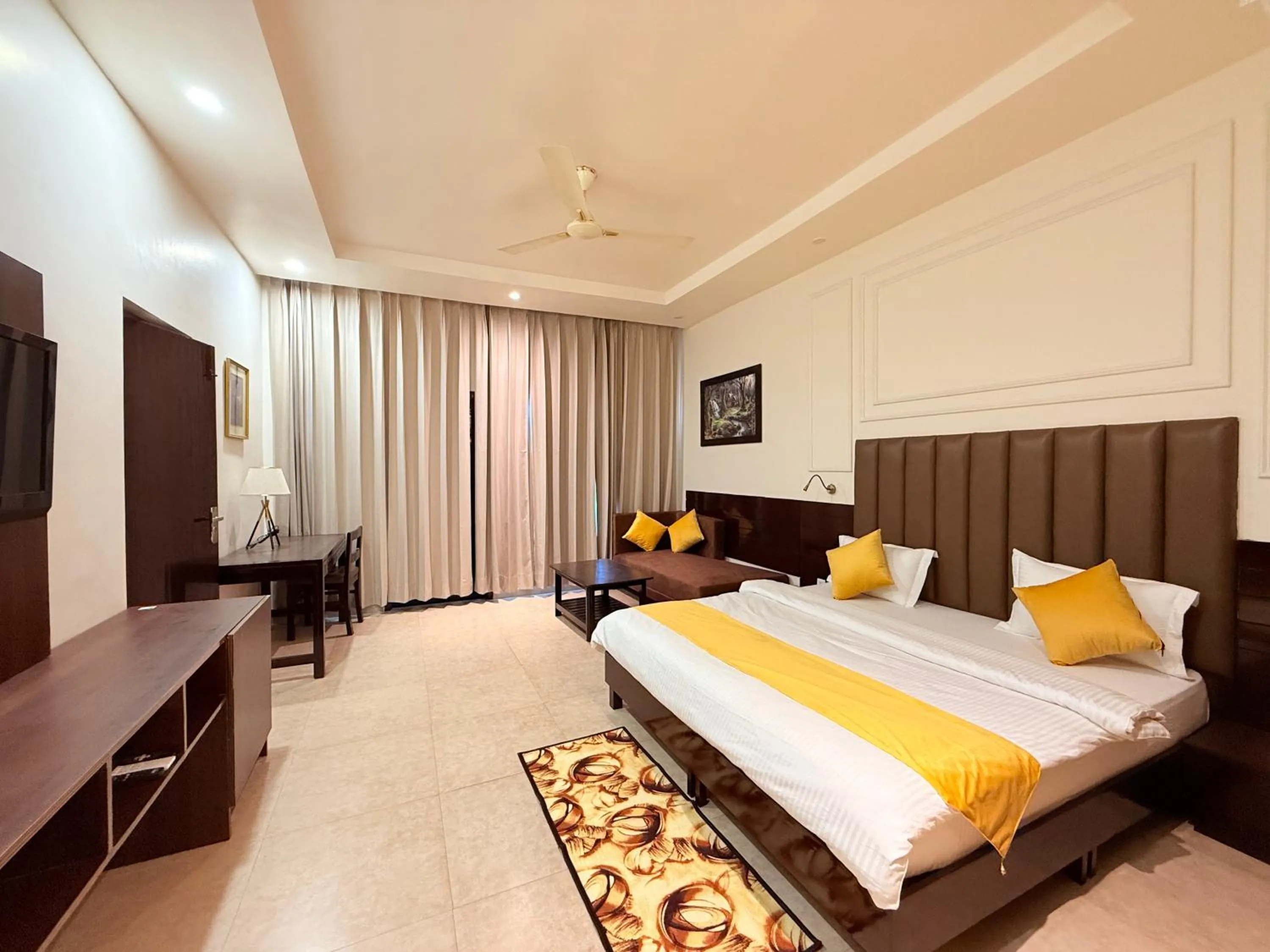 Bed in ECKO Kasang Regency Hill Resort