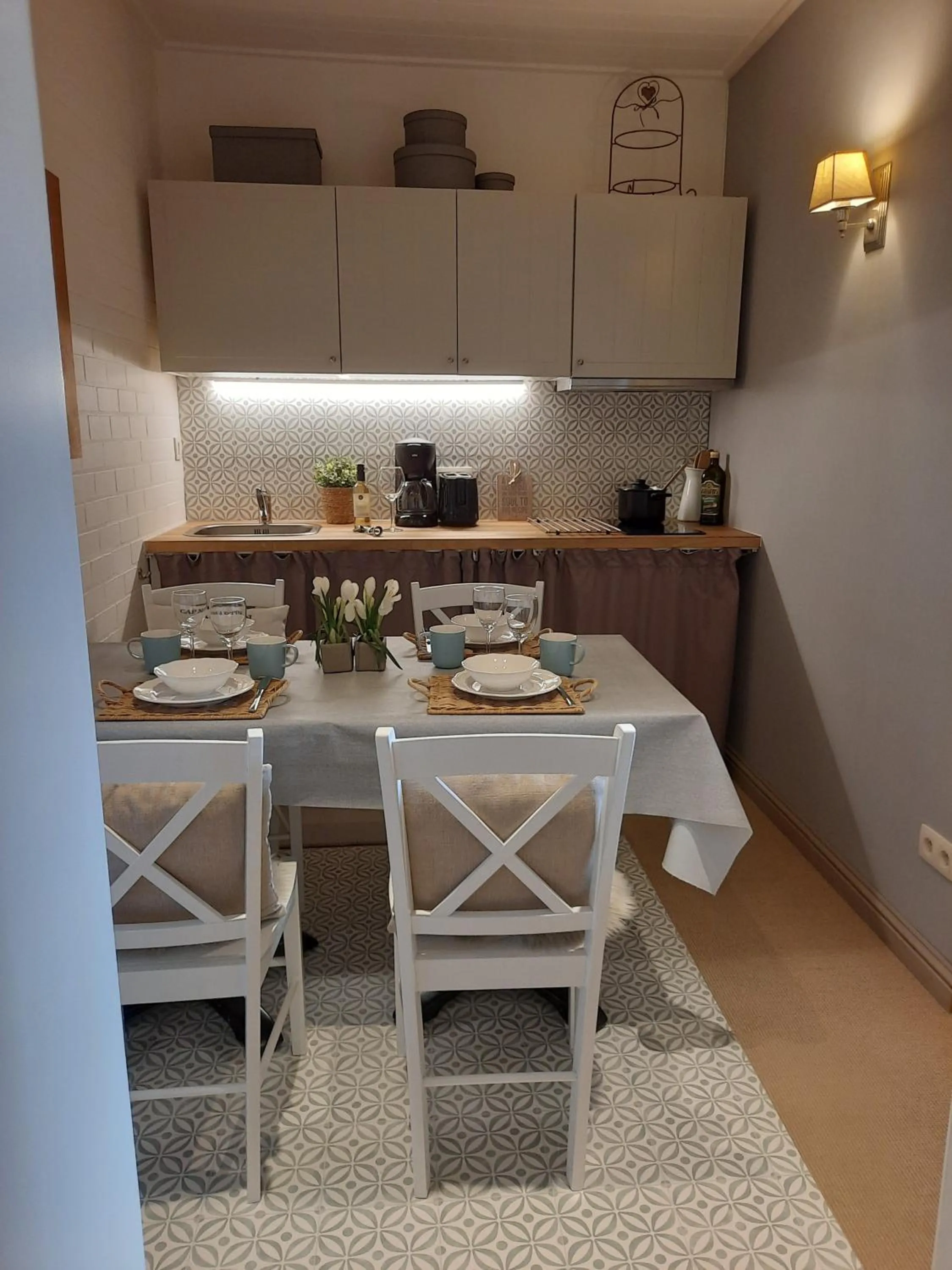 Casa-Cosi, tourist & business suites & flats with reserved parking included, private sauna