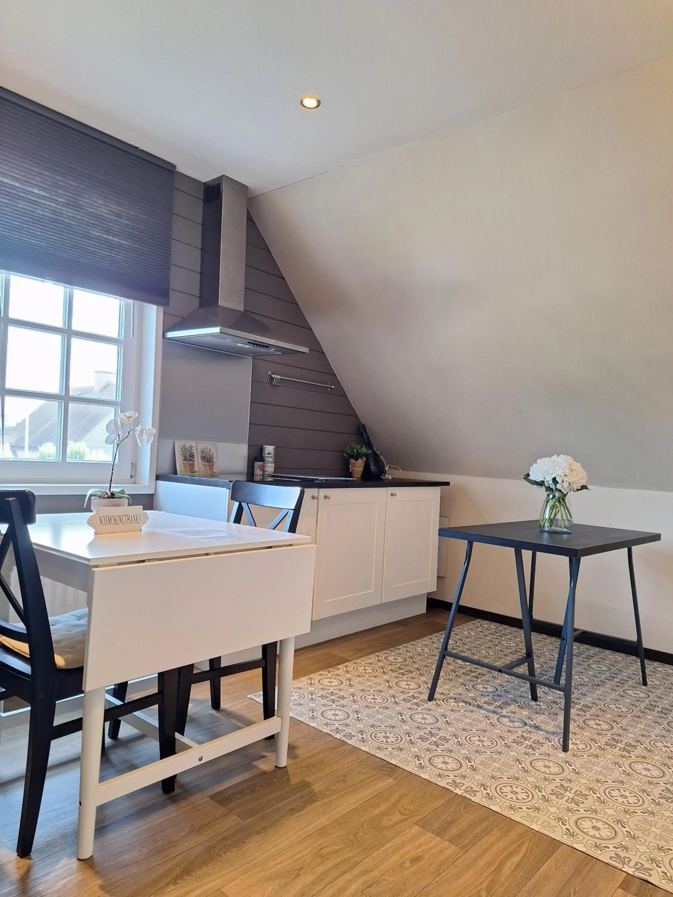 Casa-Cosi, tourist & business suites & flats with reserved parking included, private sauna