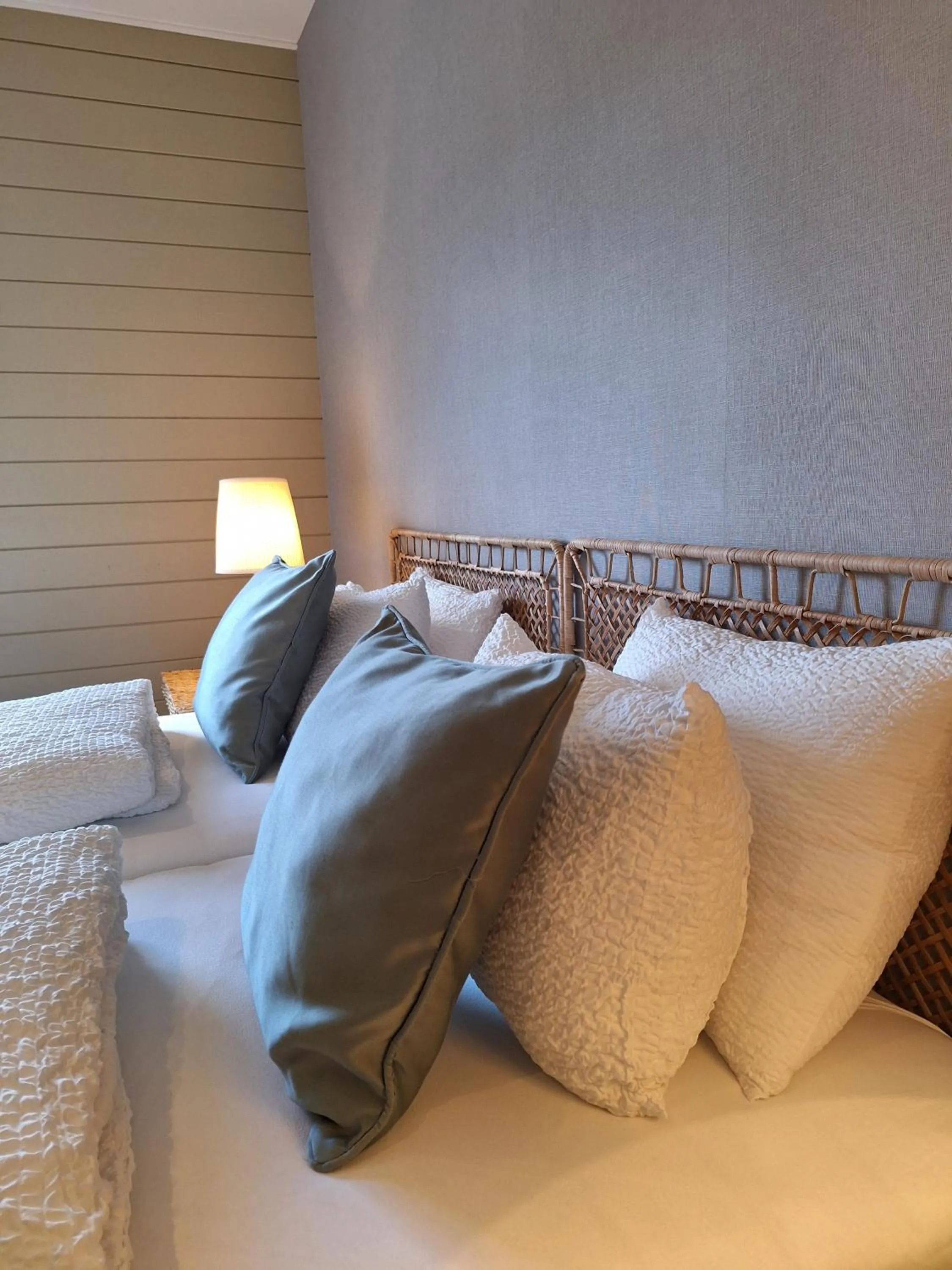 Bed in Casa-Cosi, tourist & business suites & flats with reserved parking included, private sauna