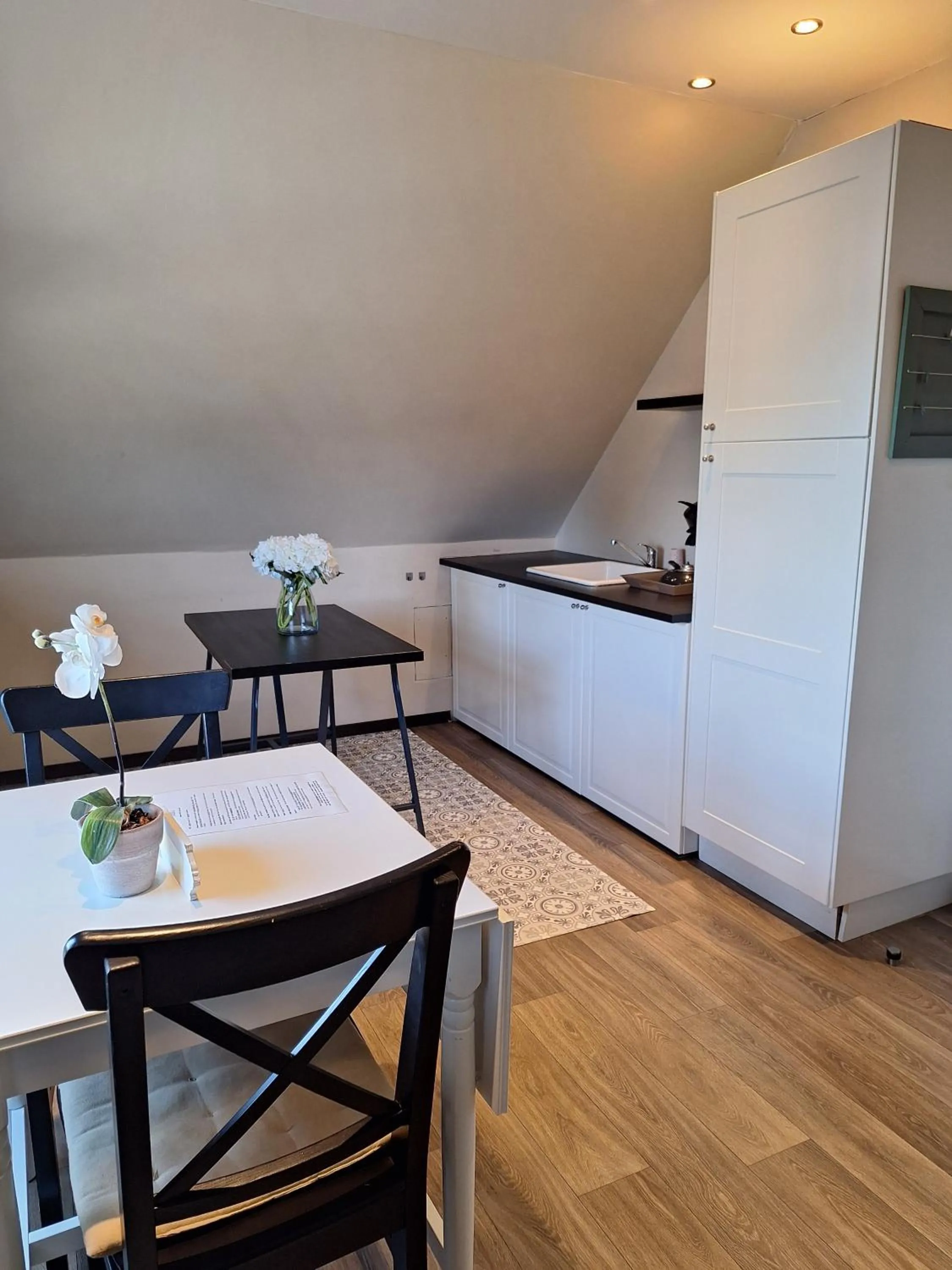 Casa-Cosi, tourist & business suites & flats with reserved parking included, private sauna