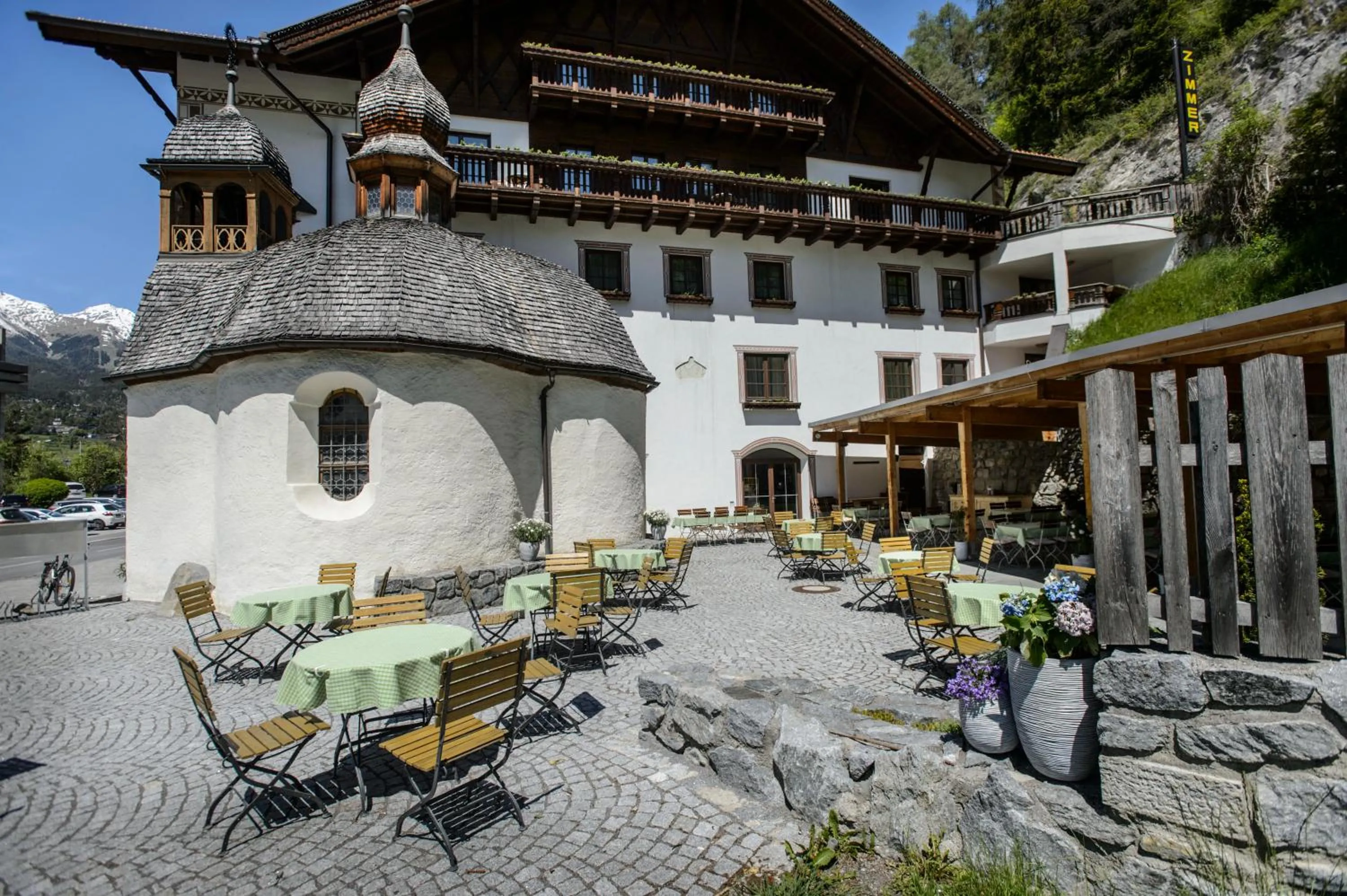 Restaurant/places to eat in Hotel Gasthof Neuner