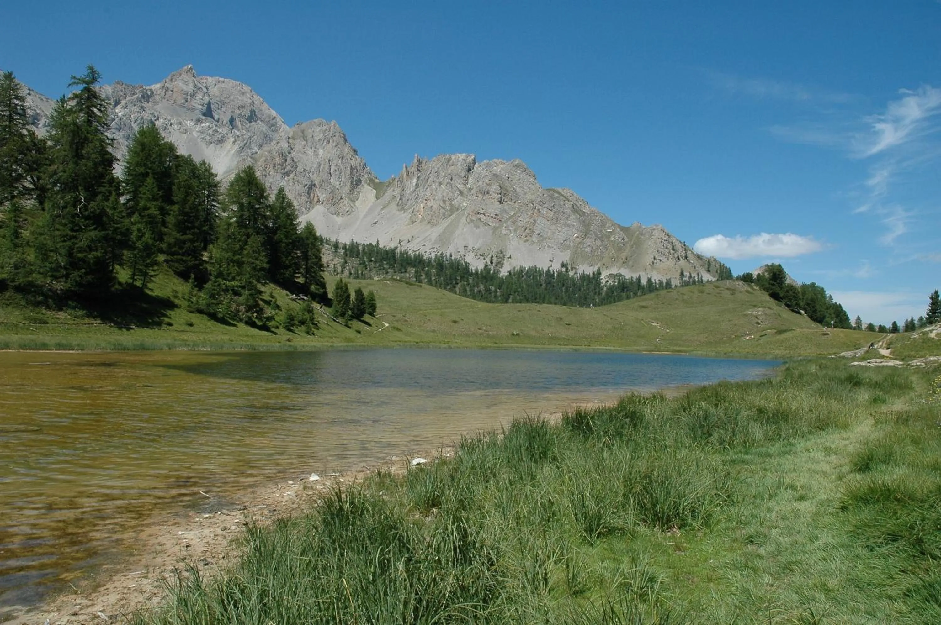 Area and facilities in Chalet de Lanza