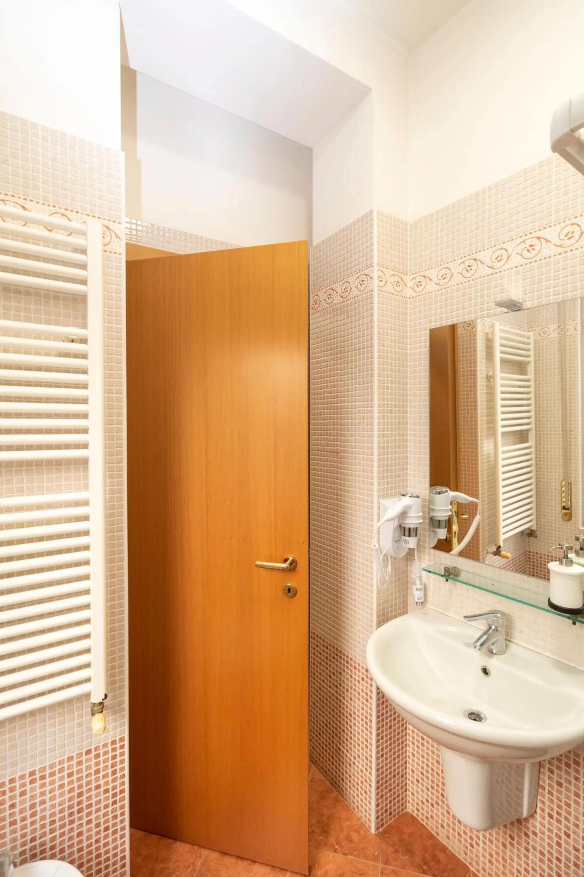 Bathroom in Vitti's Home Verona 3