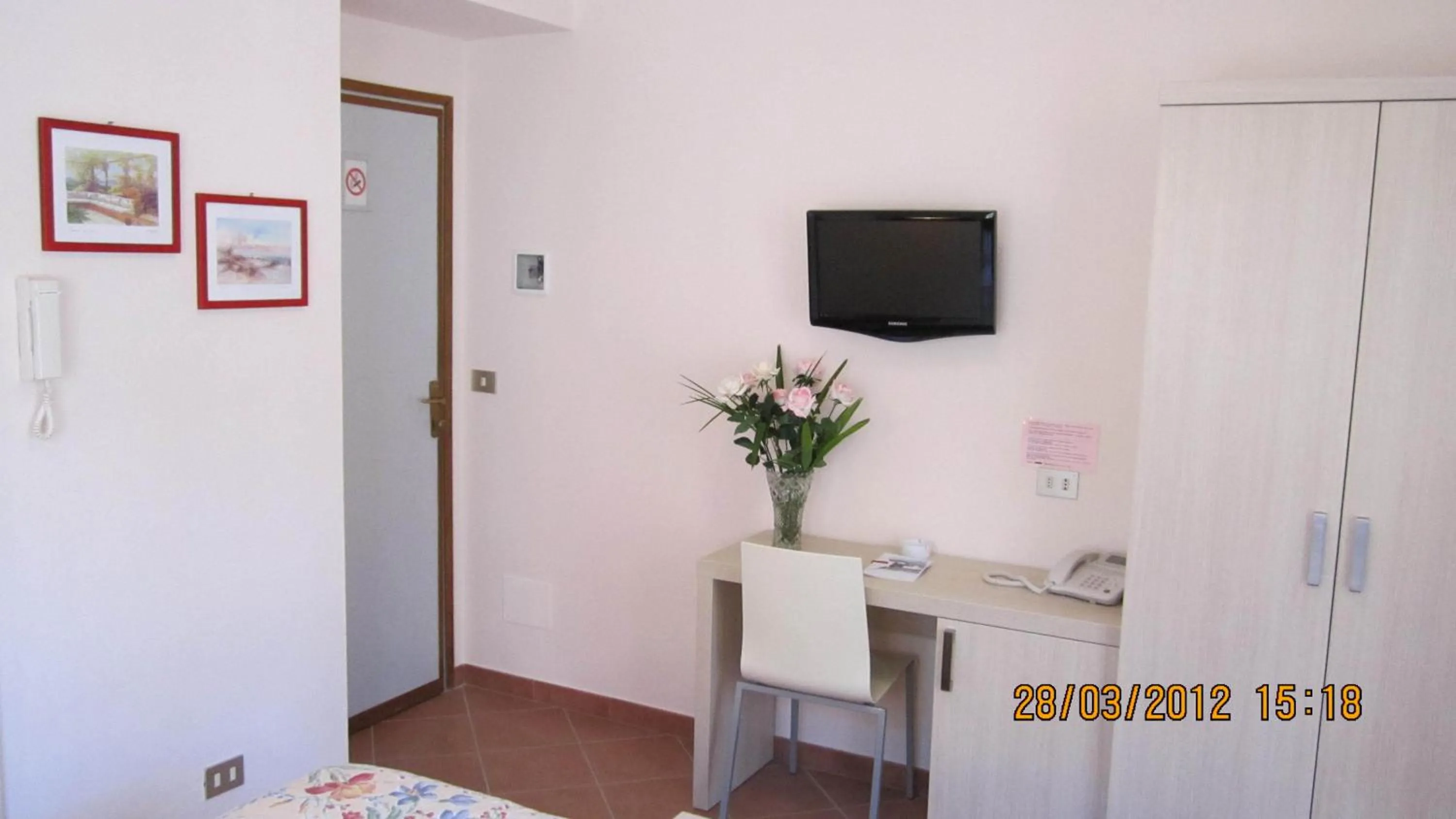 TV and multimedia in Albergo Riva
