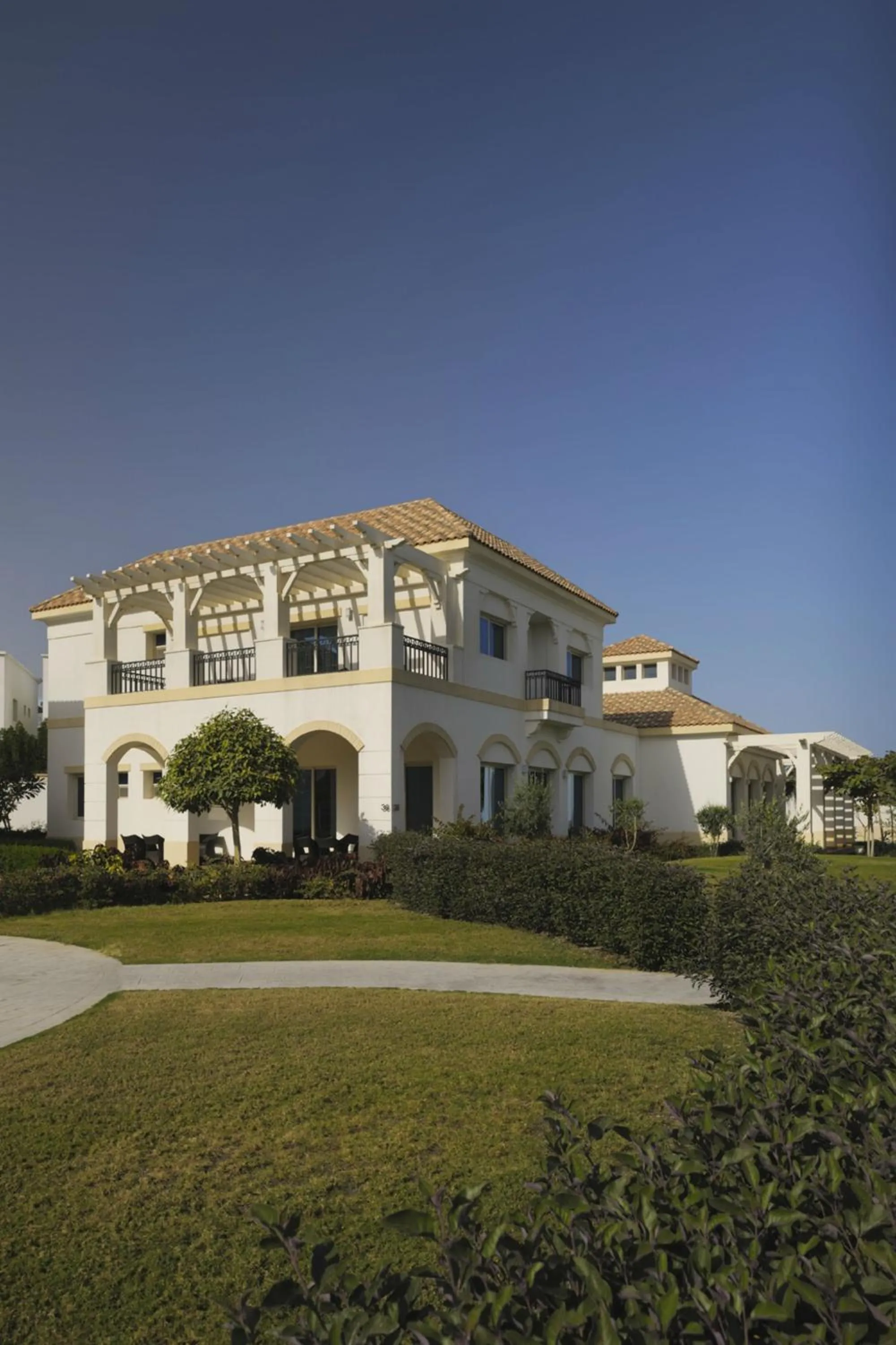 Facade/entrance in Mövenpick Beach Resort Al Khobar