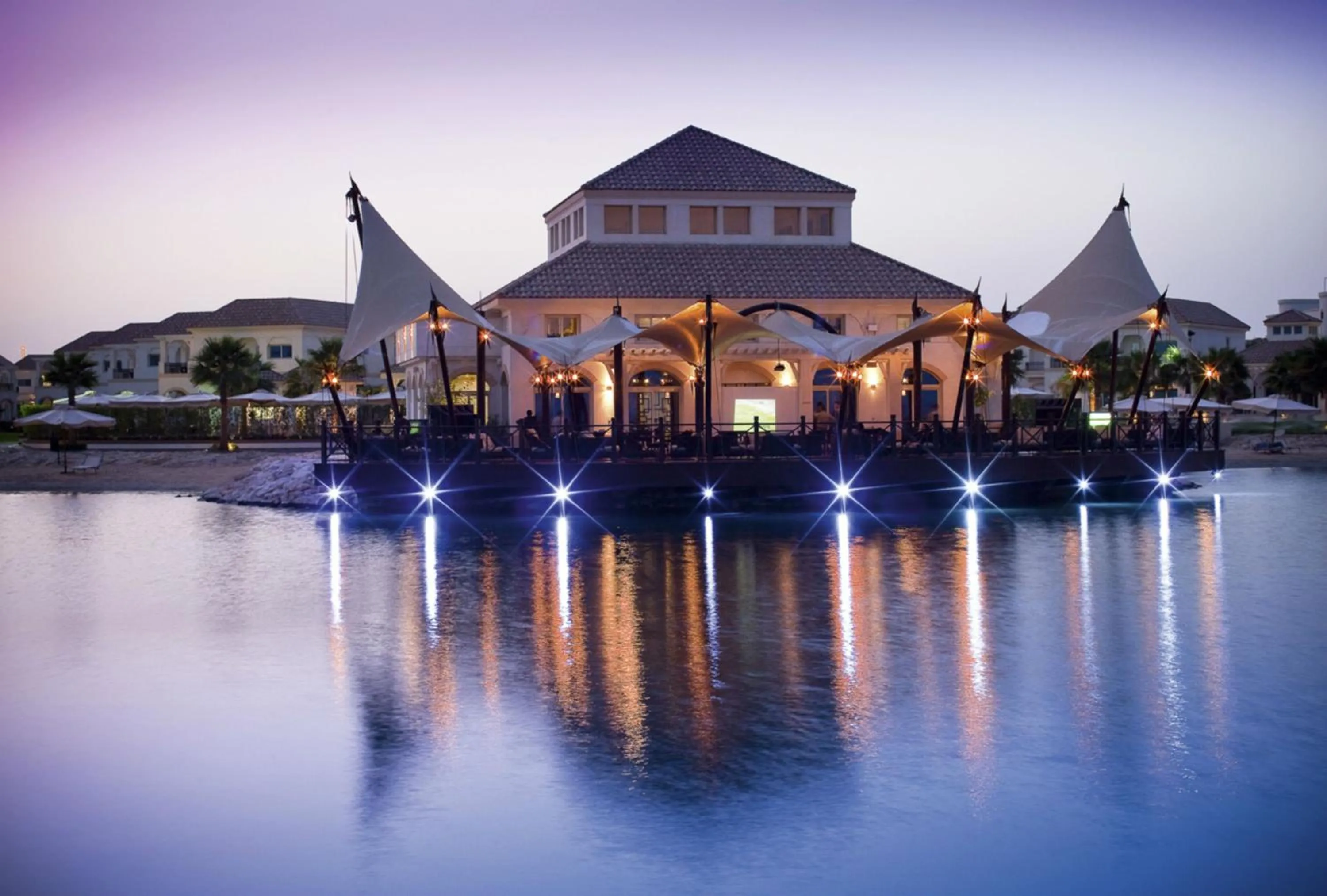 Facade/entrance in Mövenpick Beach Resort Al Khobar