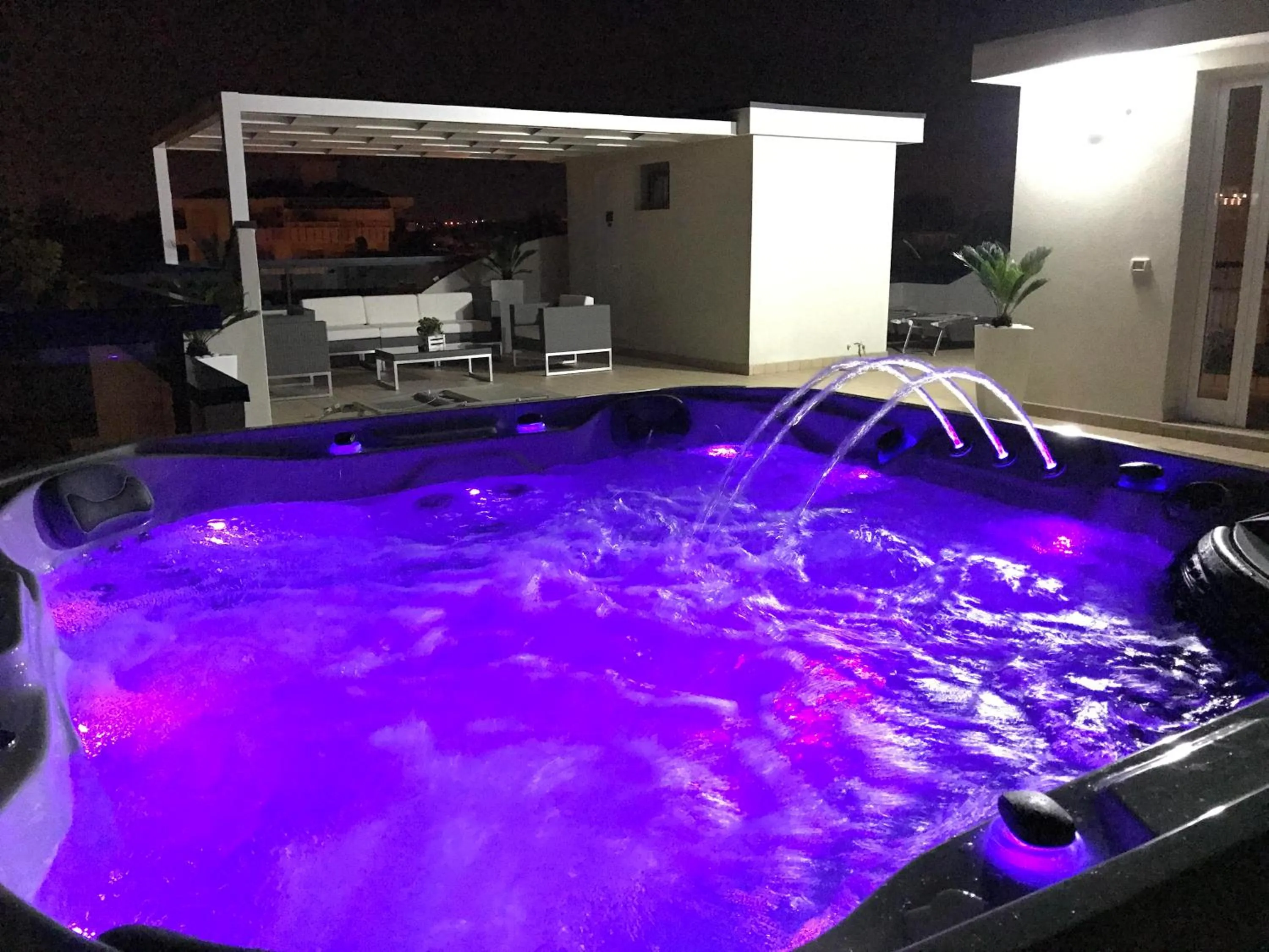 Hot Tub in Hotel Tenerife