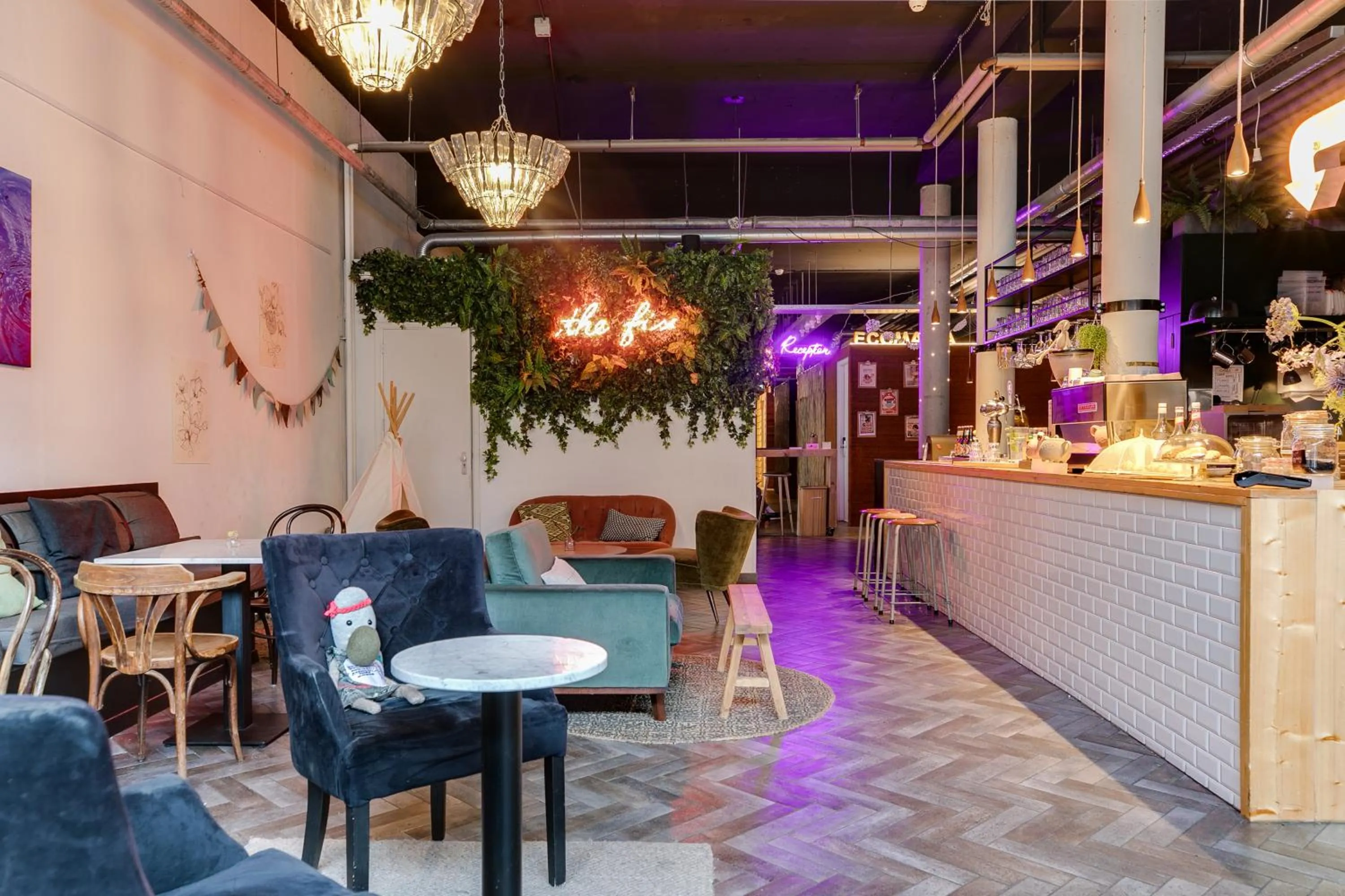 Lounge or bar in ClinkMama