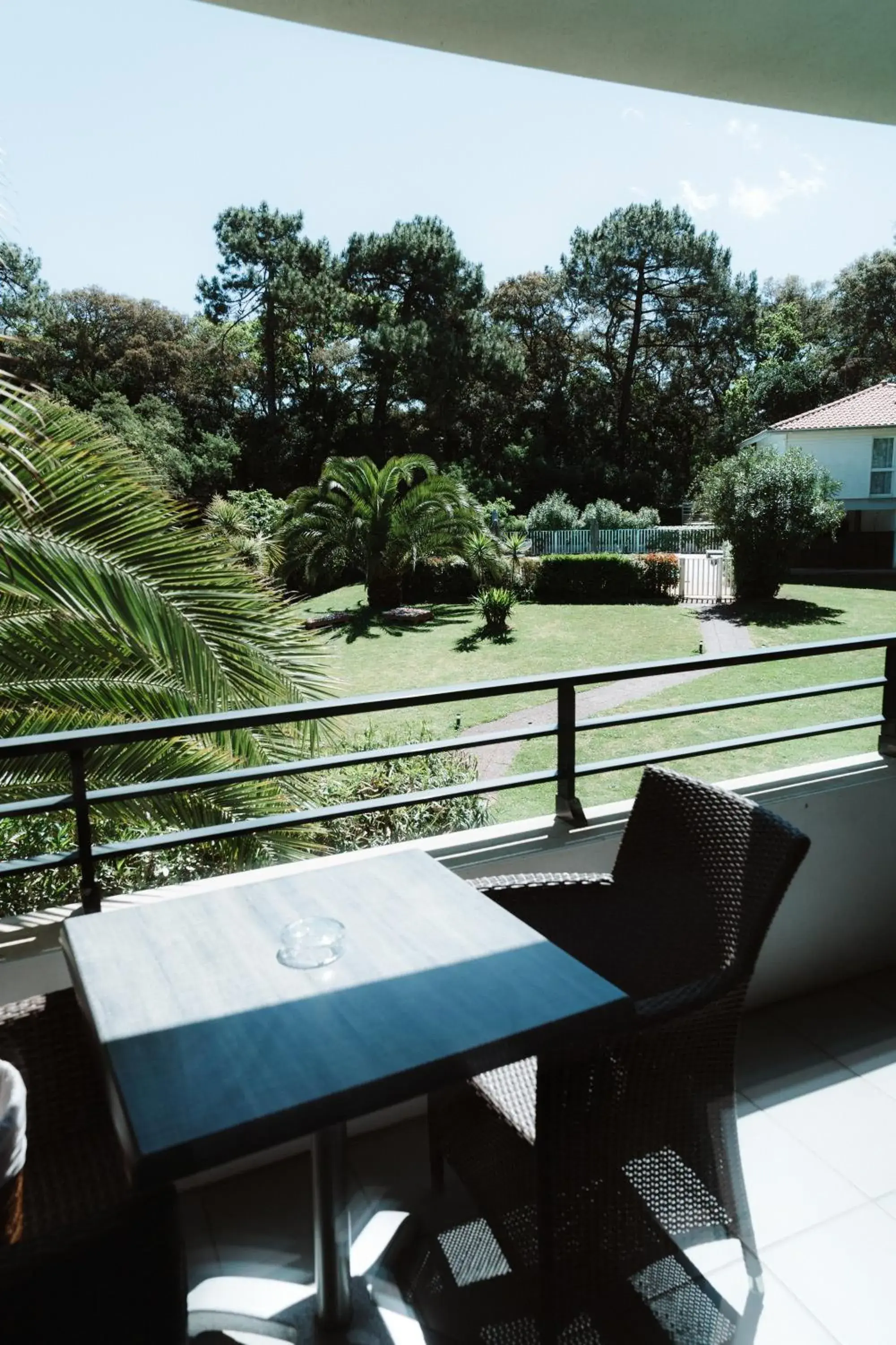 Double Room with Balcony and kitchenette - Garden View in Hôtel Les Fougères - Hossegor Double Room with Balcony and kitchenette - Garden View in Hôtel Les Fougères - Hossegor