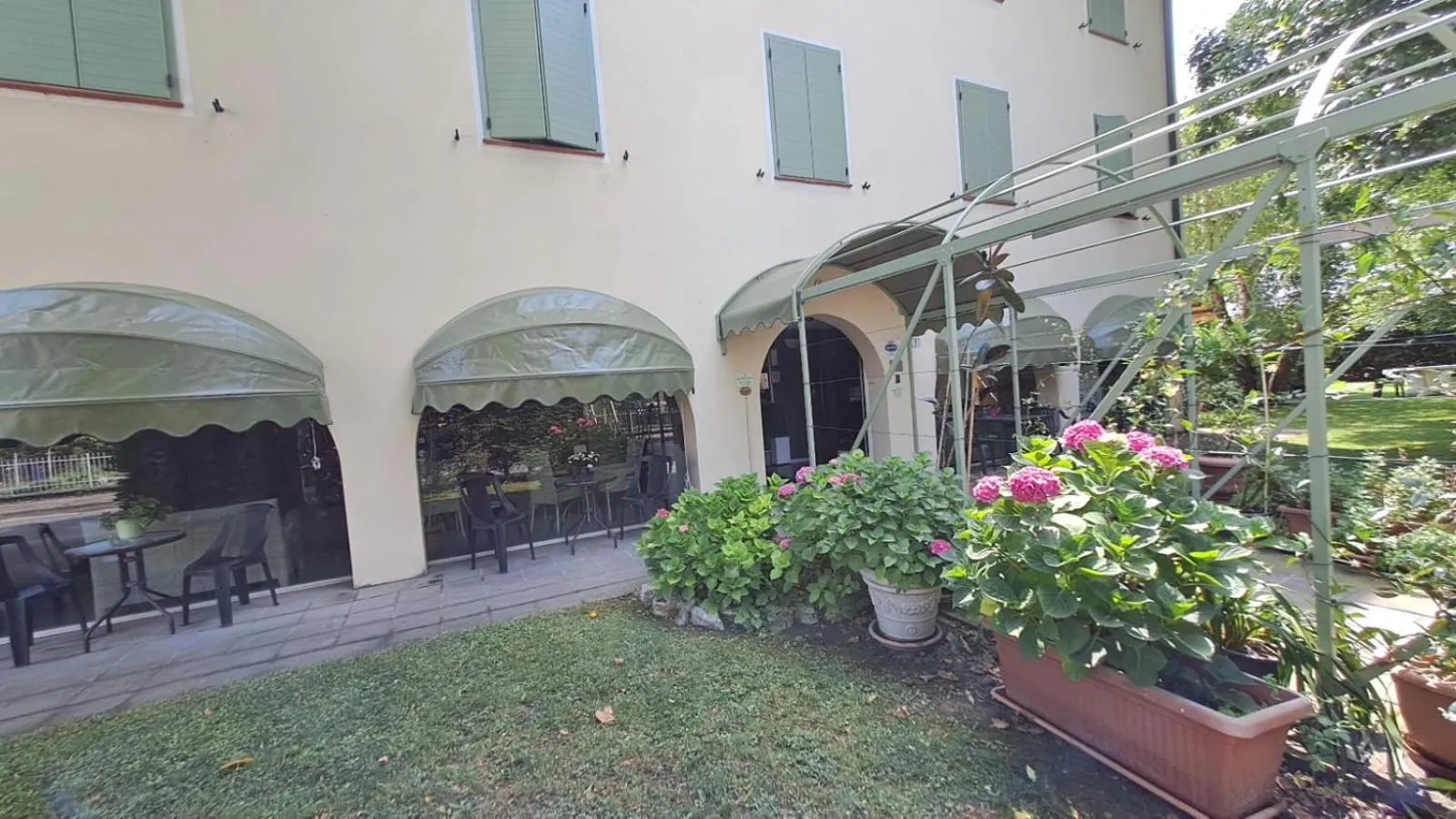 Property building in Ducathotel