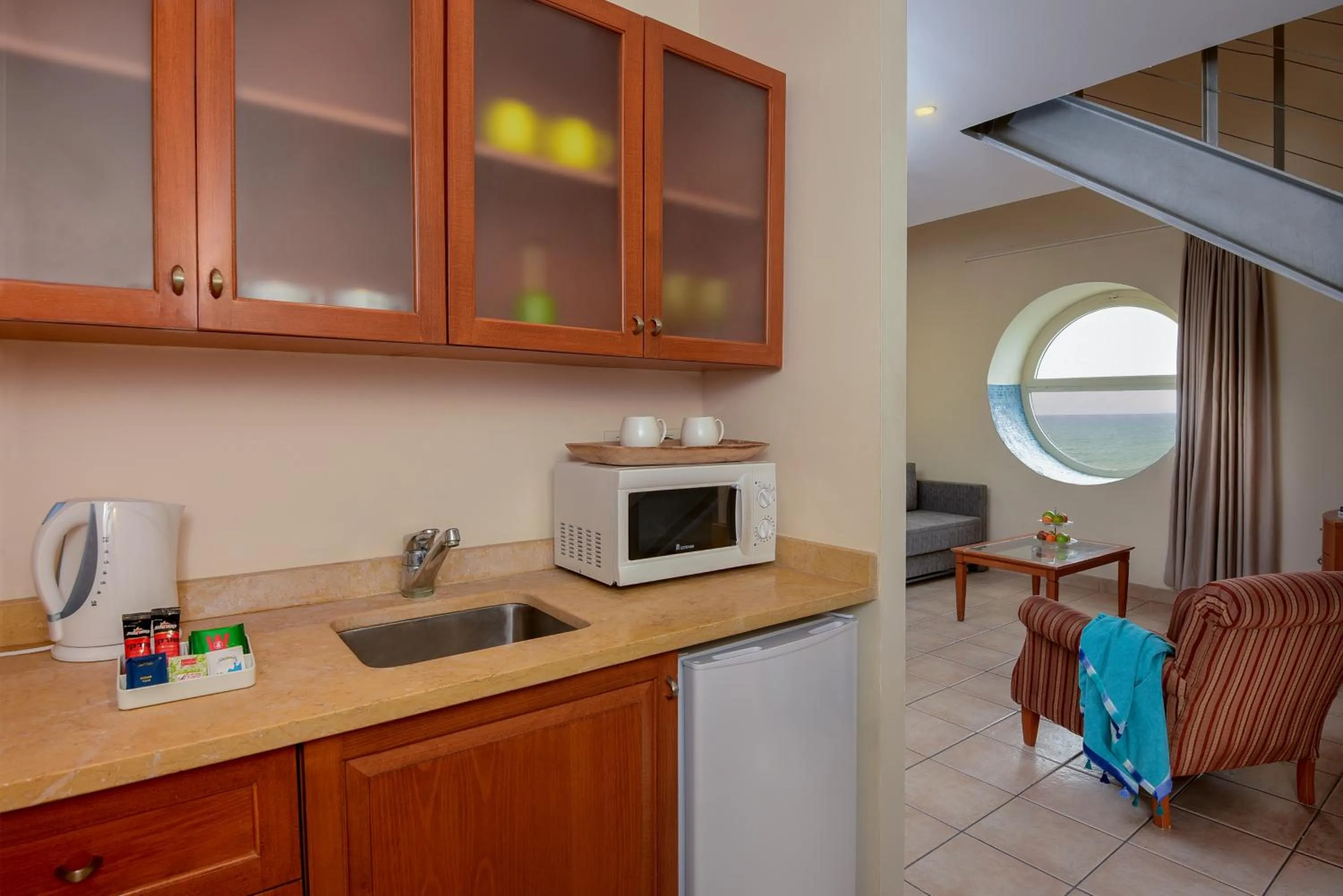 Kitchen or kitchenette in Arena Hotel by the Beach