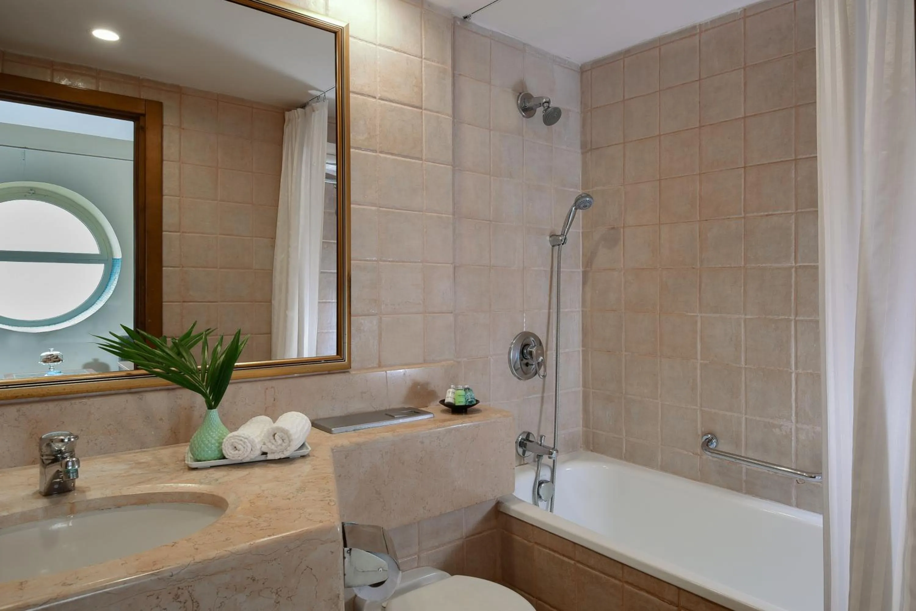 Bathroom in Arena Hotel by the Beach