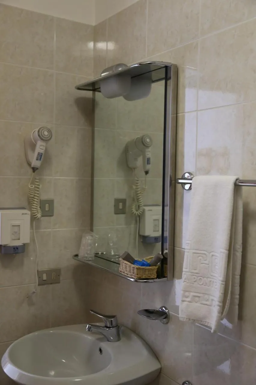 Bathroom in Hotel Dolomiti