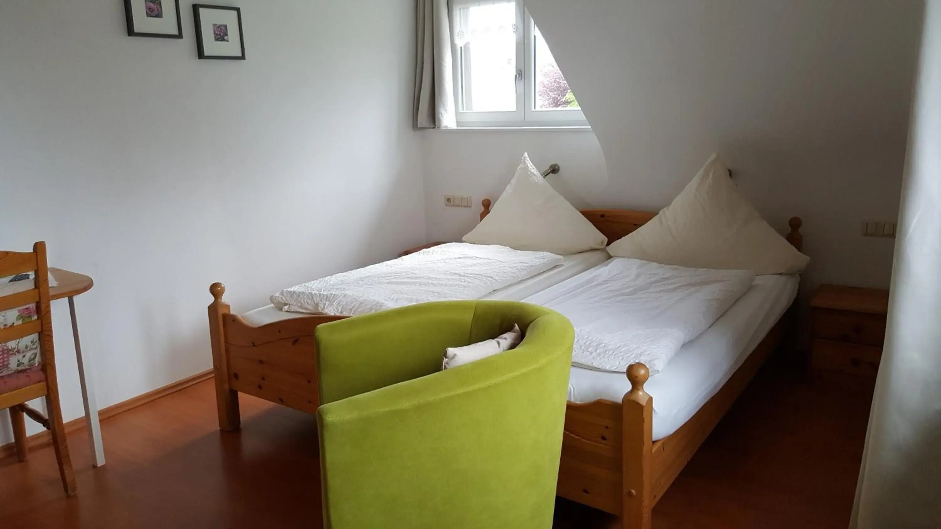Double Room - single occupancy in Pension Kramer Double Room - single occupancy in Pension Kramer