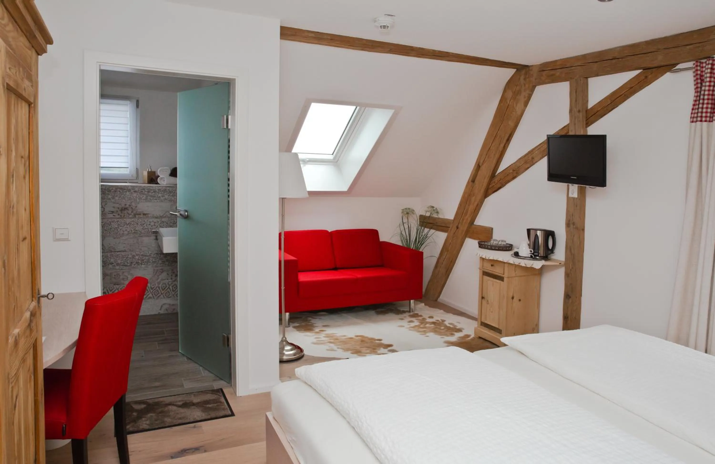 Photo of the whole room, Bed in Pension Kramer