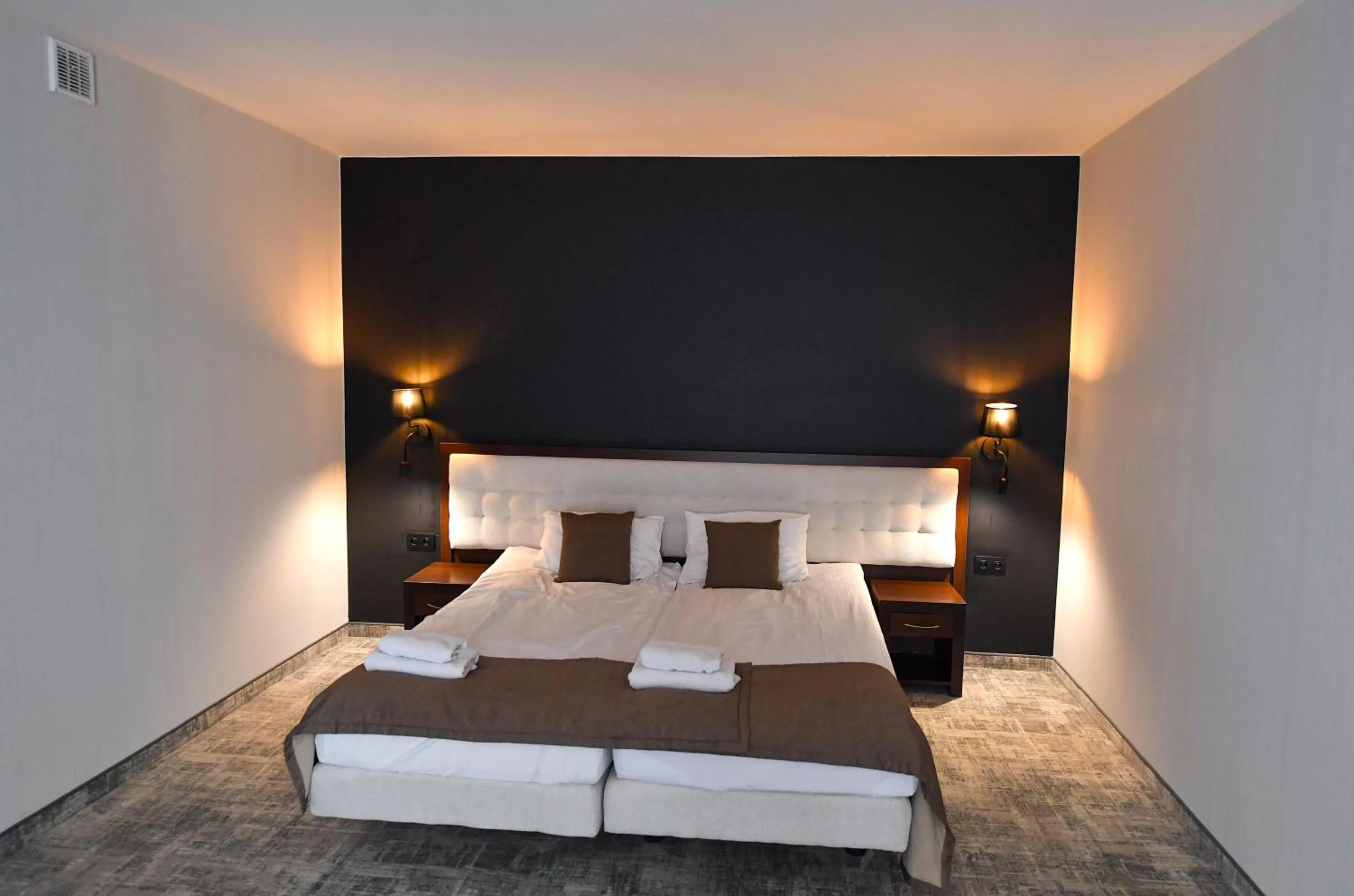 Bed in Hotel Focus Centrum Konferencyjne