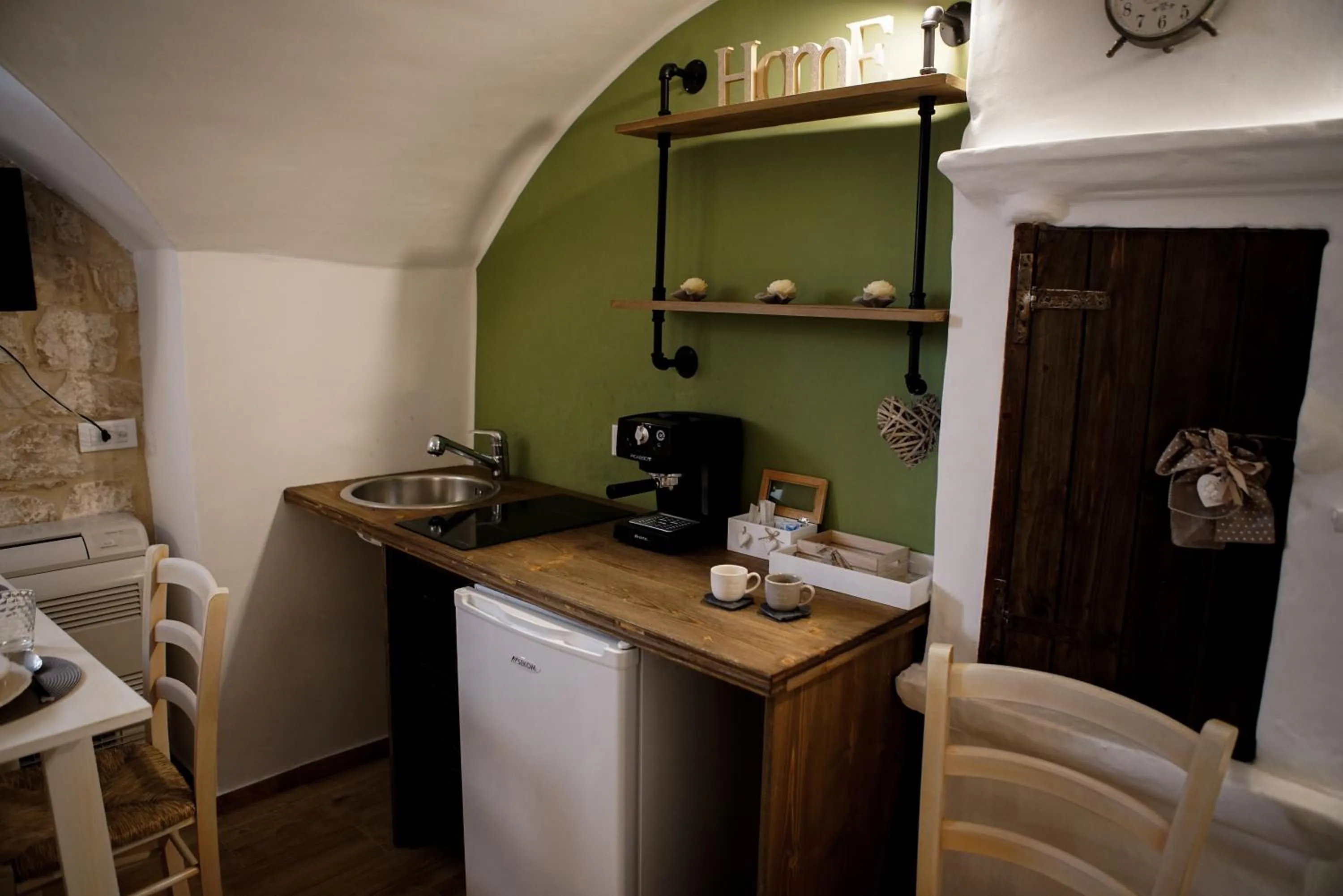 HOME 5 - Via Nuova