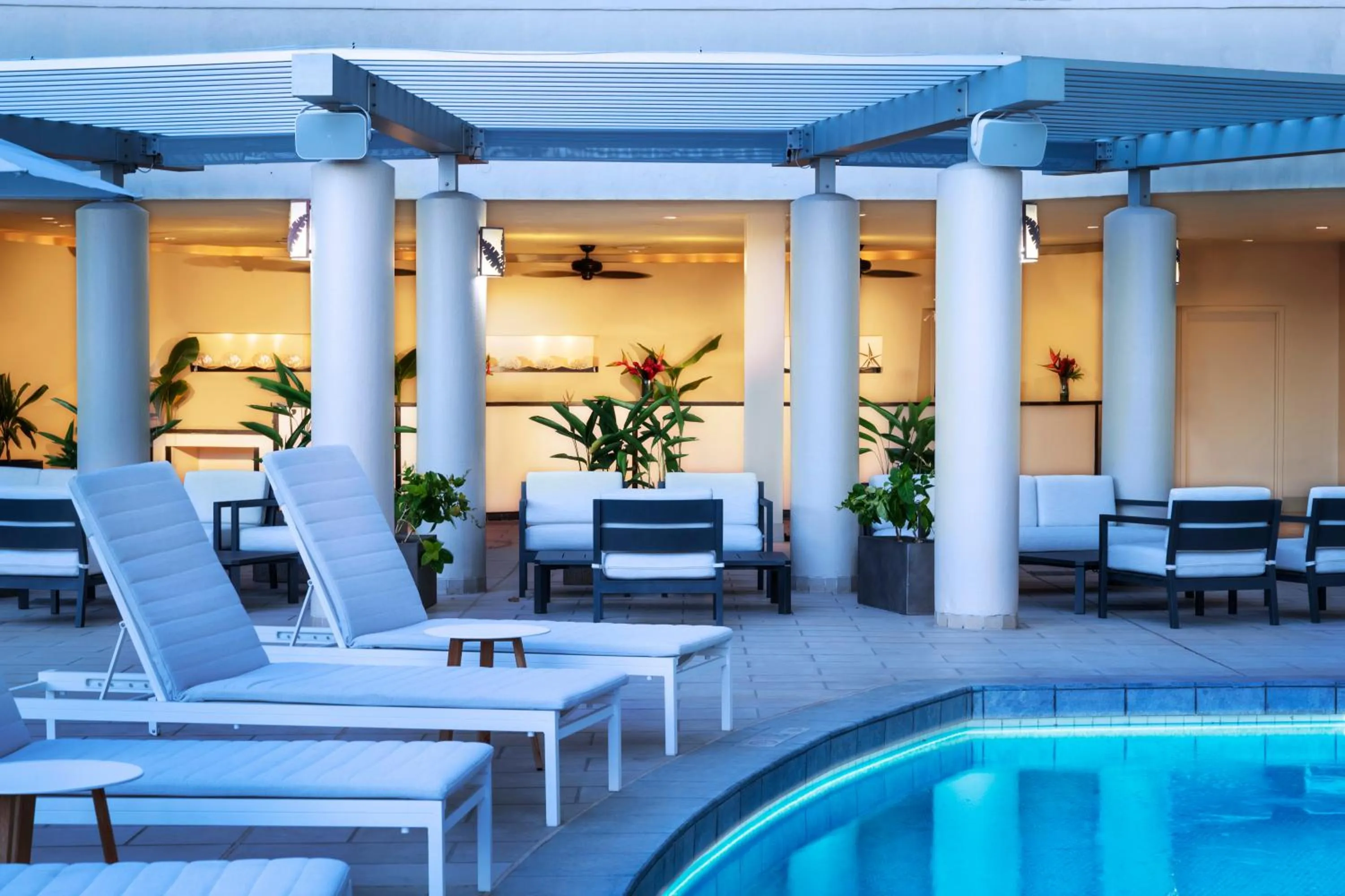 Swimming pool in The Twin Fin Hotel