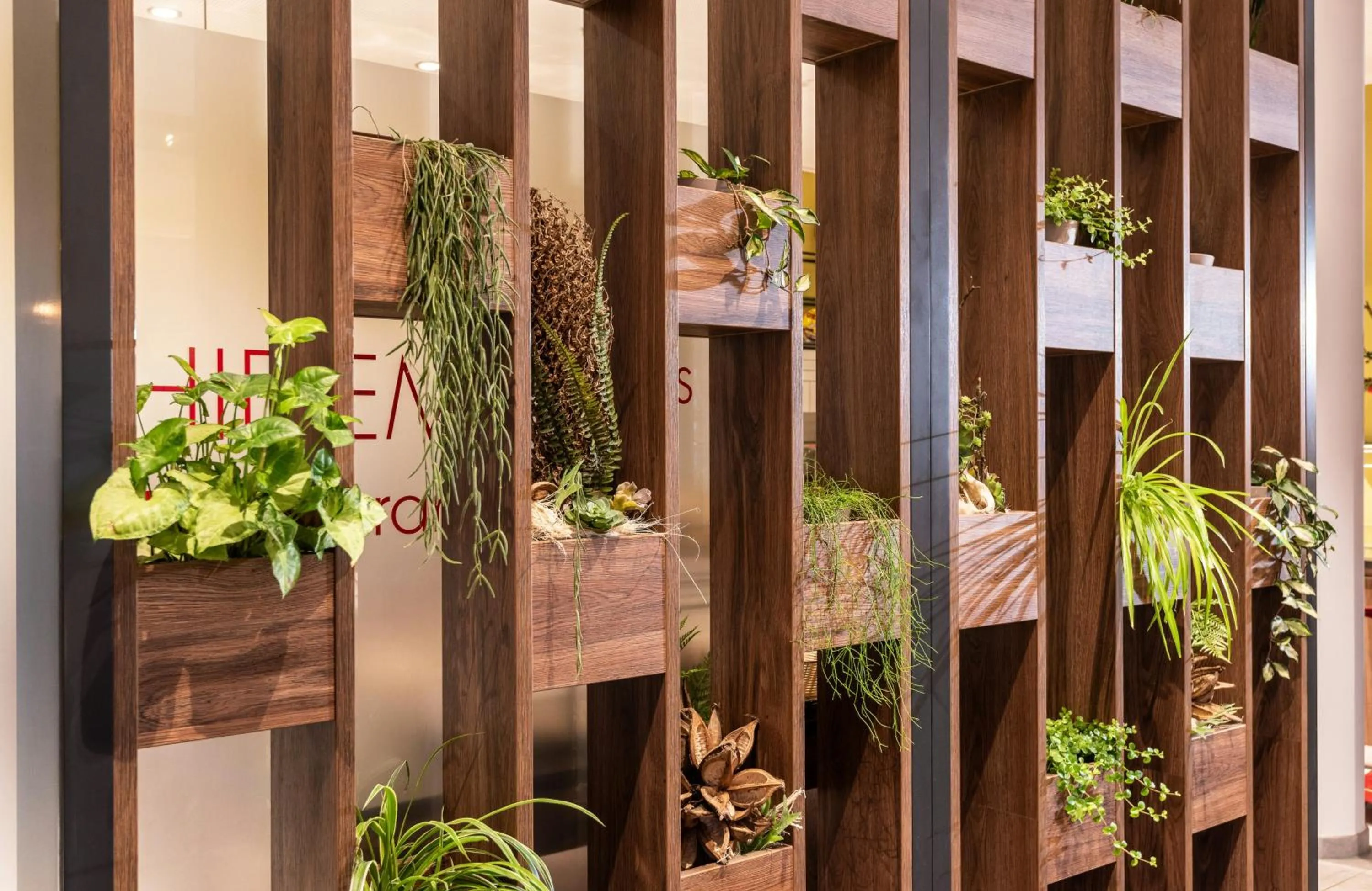 Restaurant/places to eat in Leonardo Hotel Bad Kreuznach