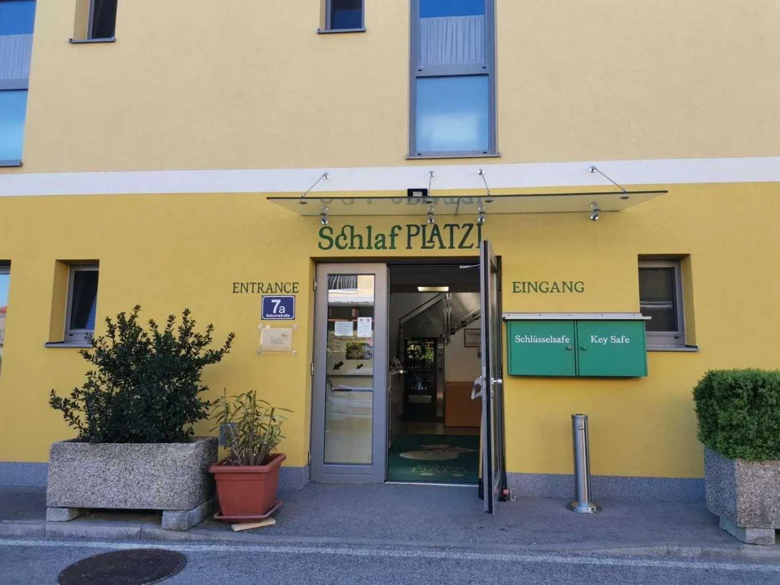 Property building in Schlafplatzl