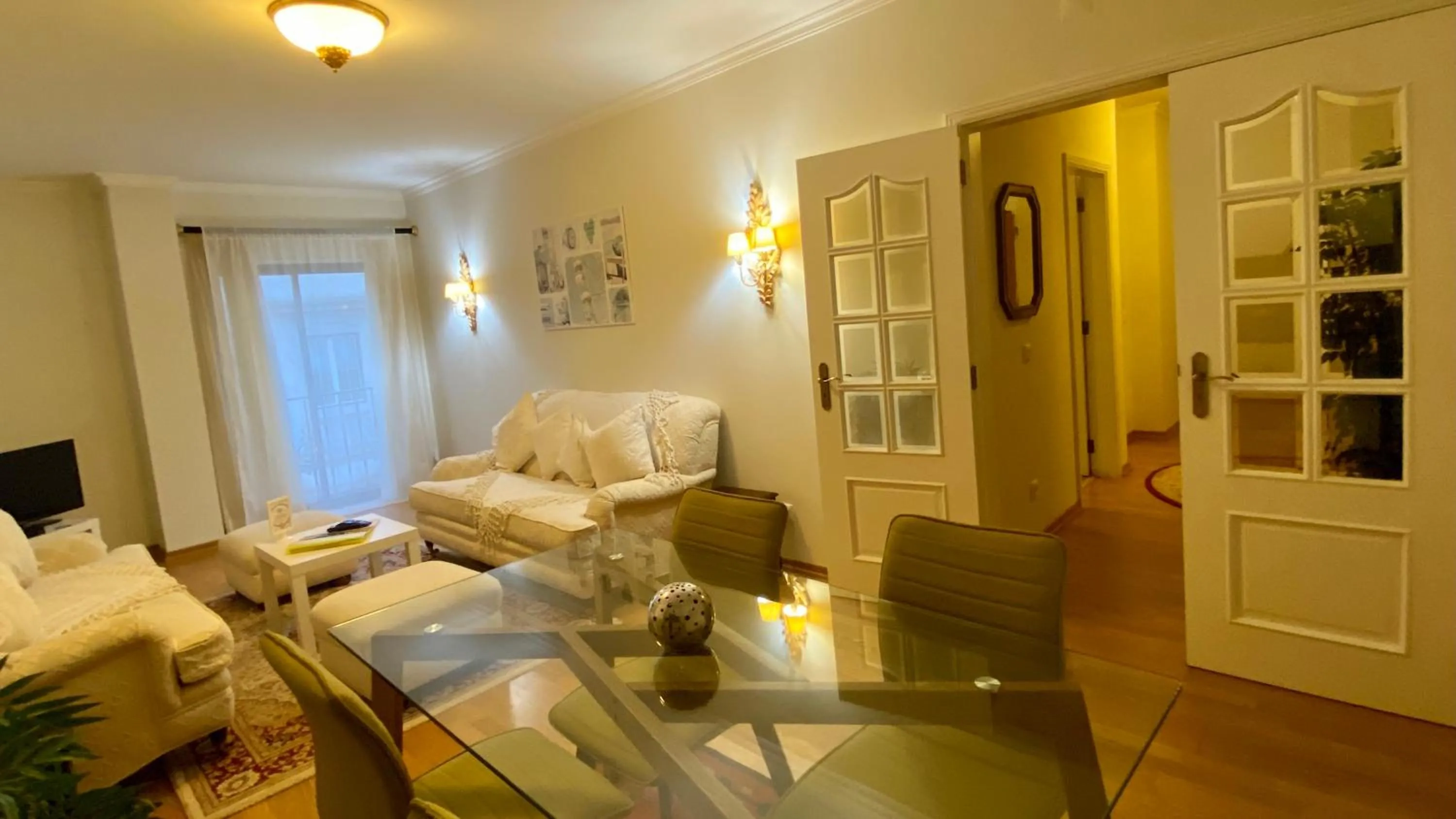 Downtown - Central - 6 Pax - Faro