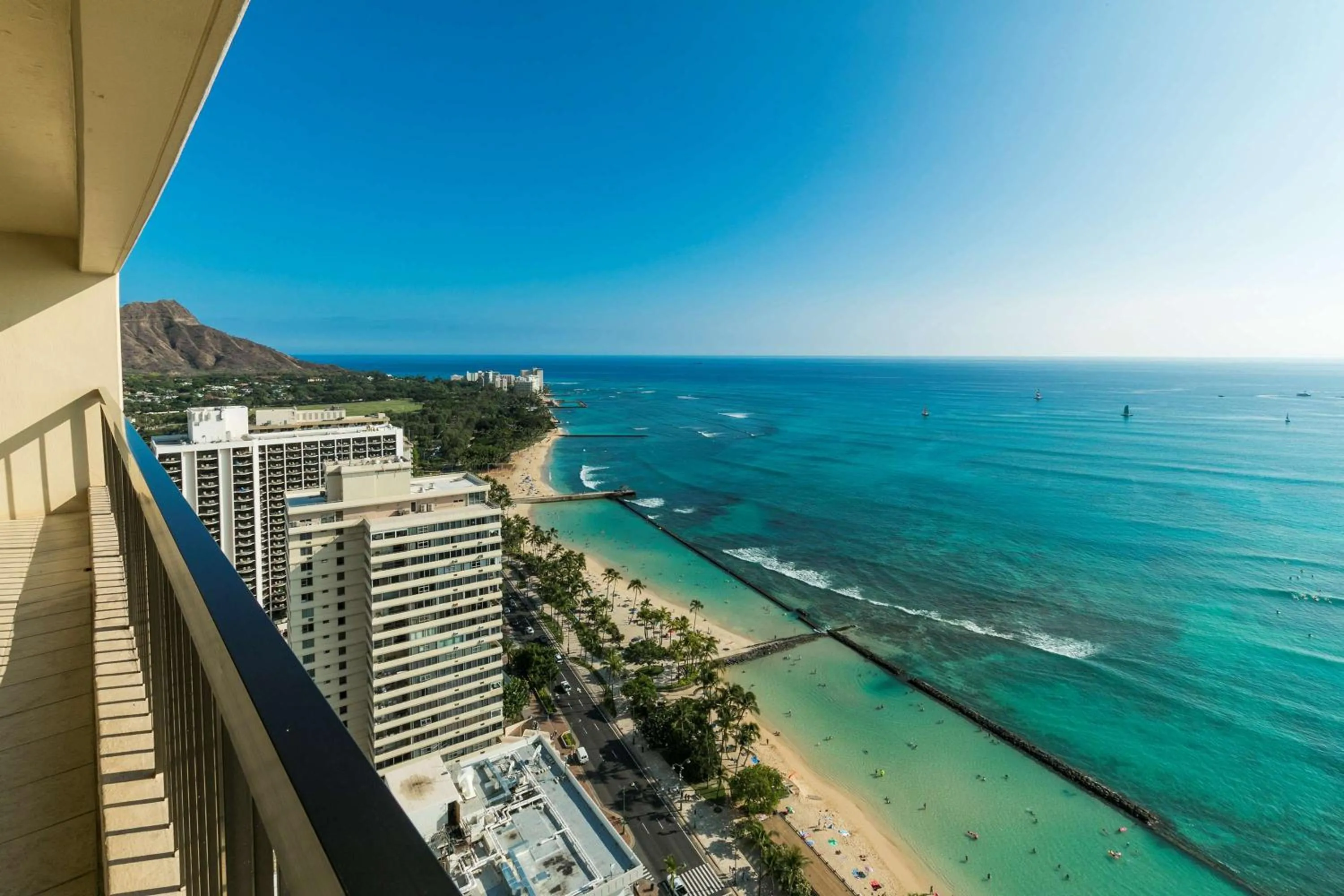 Day in Aston Waikiki Beach Tower