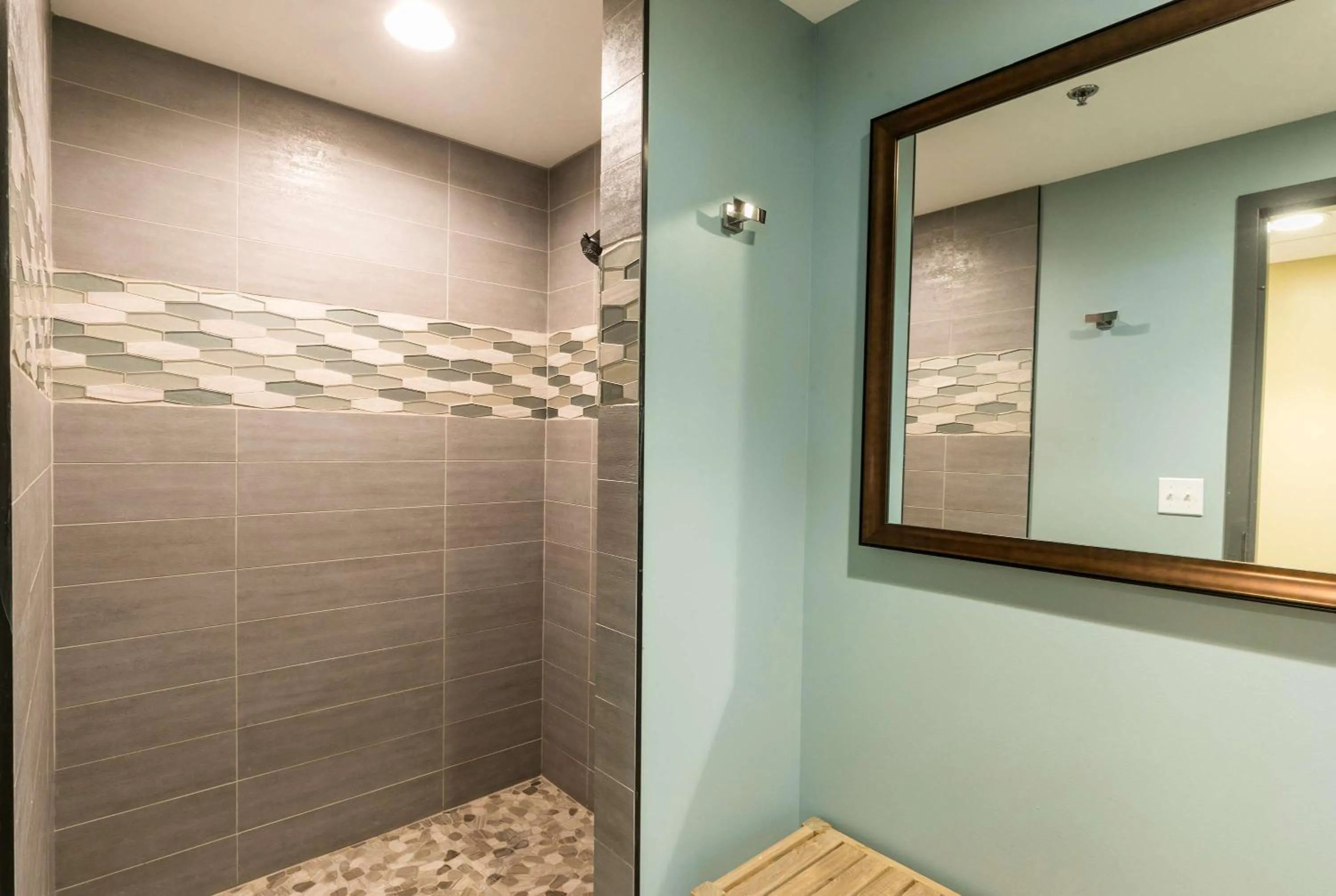 Shower in Aston Waikiki Beach Tower