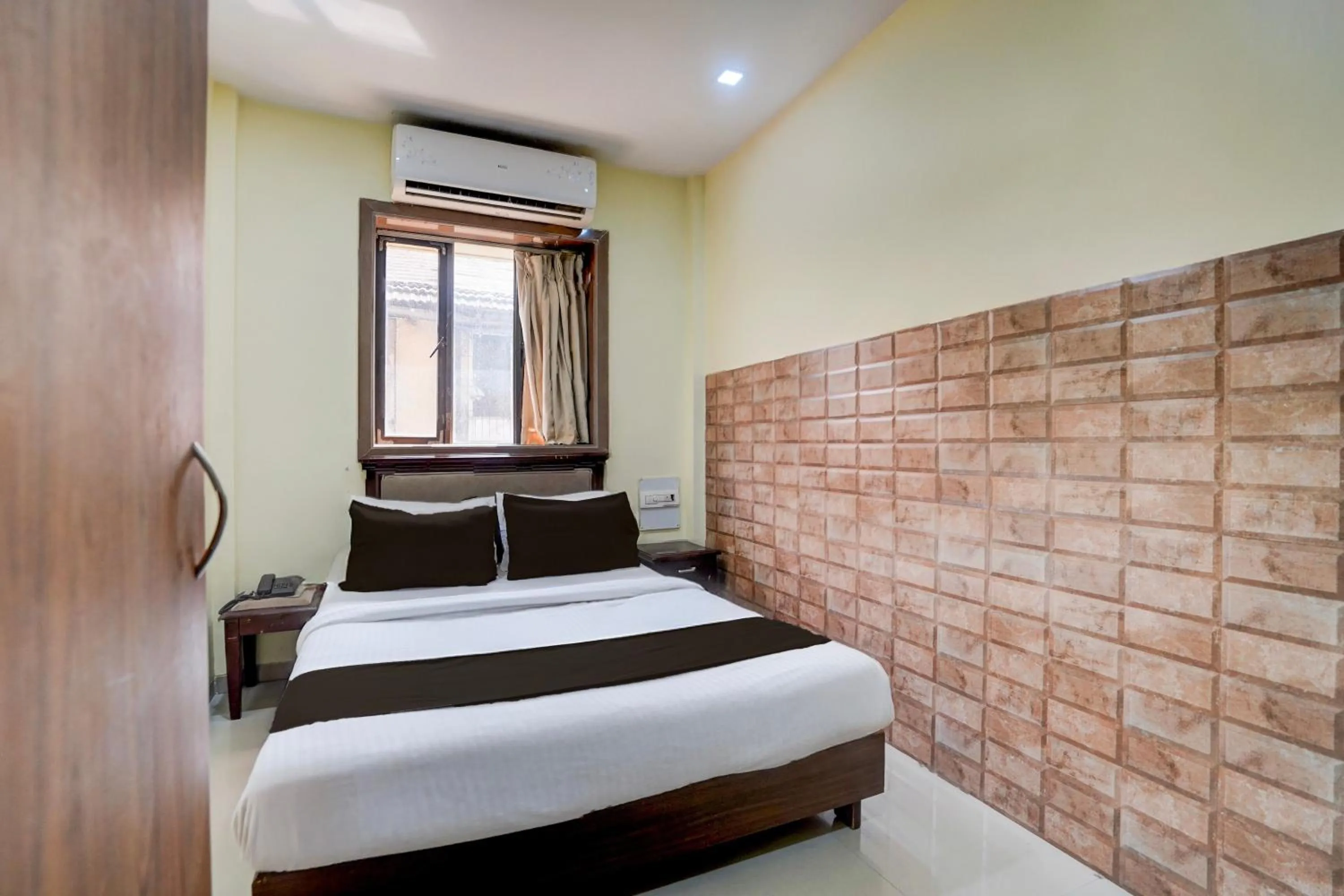 Bedroom, Bed in Hotel O Gold Coast