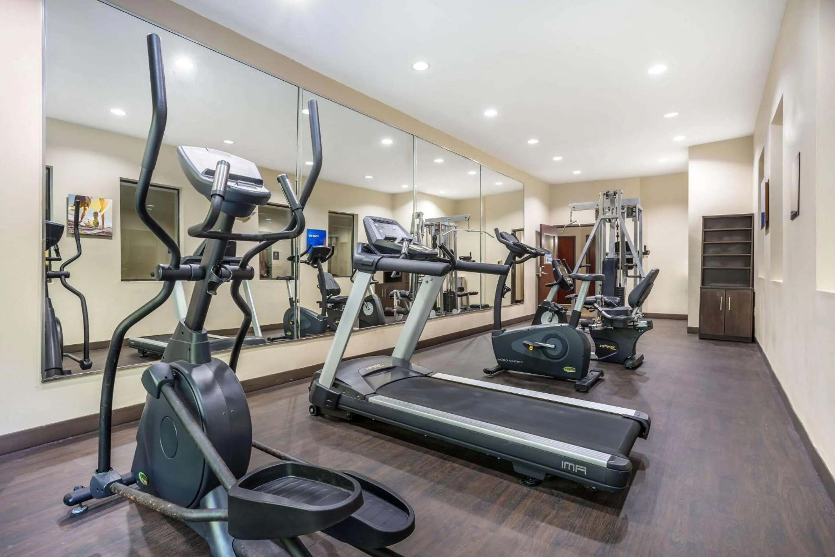 Fitness centre/facilities in Comfort Suites Old Town Spring