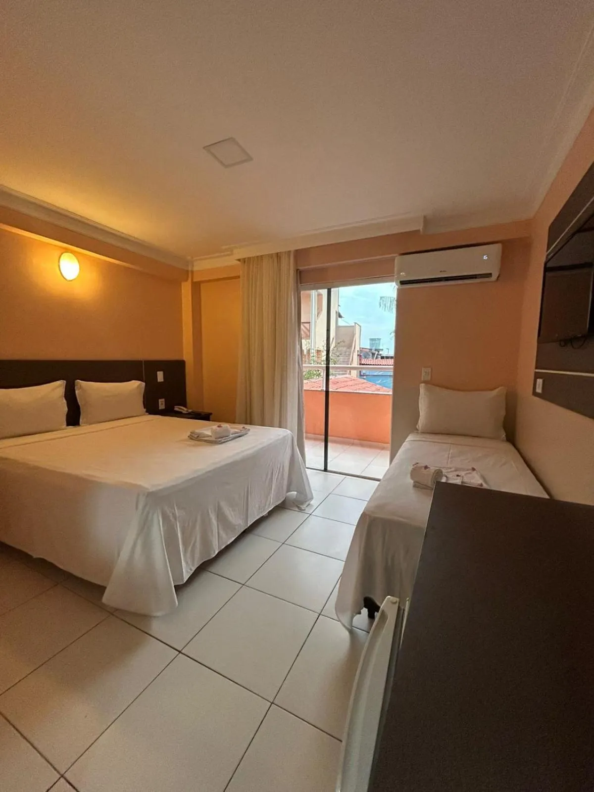 elevator, Bed in Pousada D' Areia