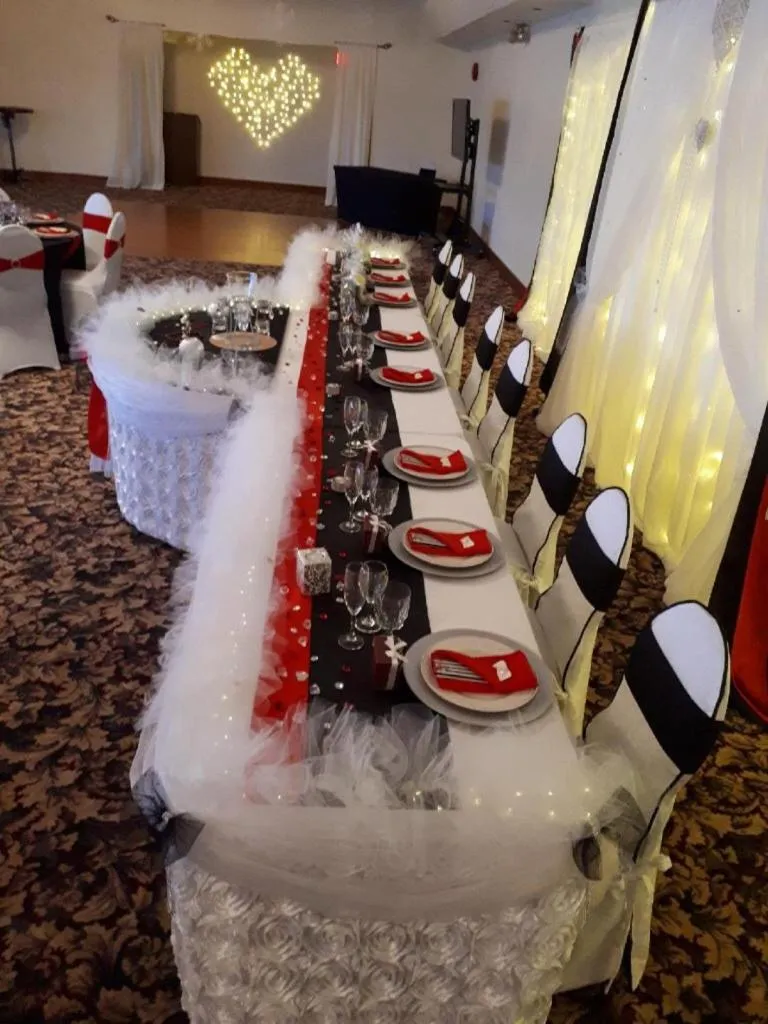 wedding in Anchor Inn and Suites