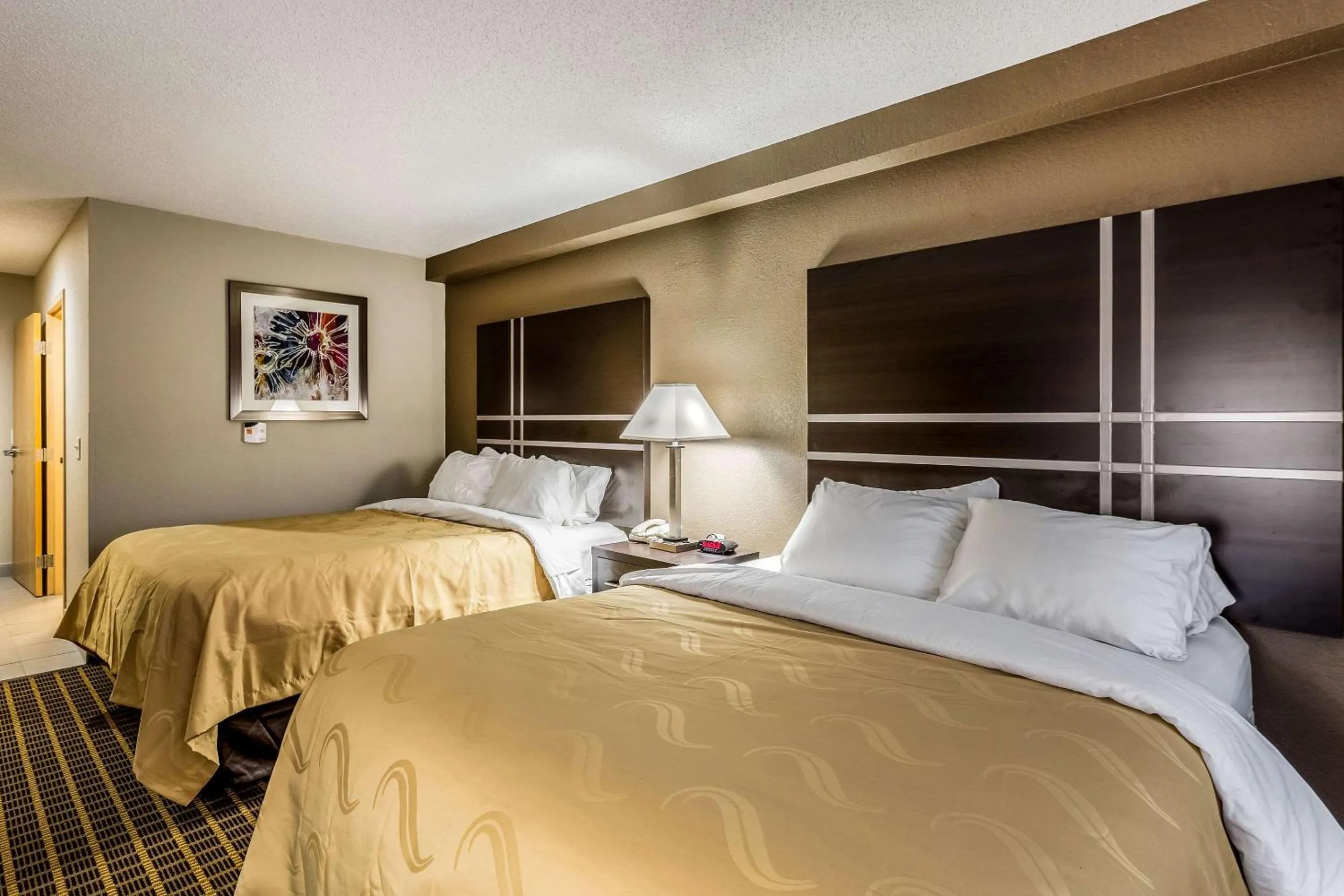 Photo of the whole room, Bed in Quality Inn & Suites West El Paso I-10