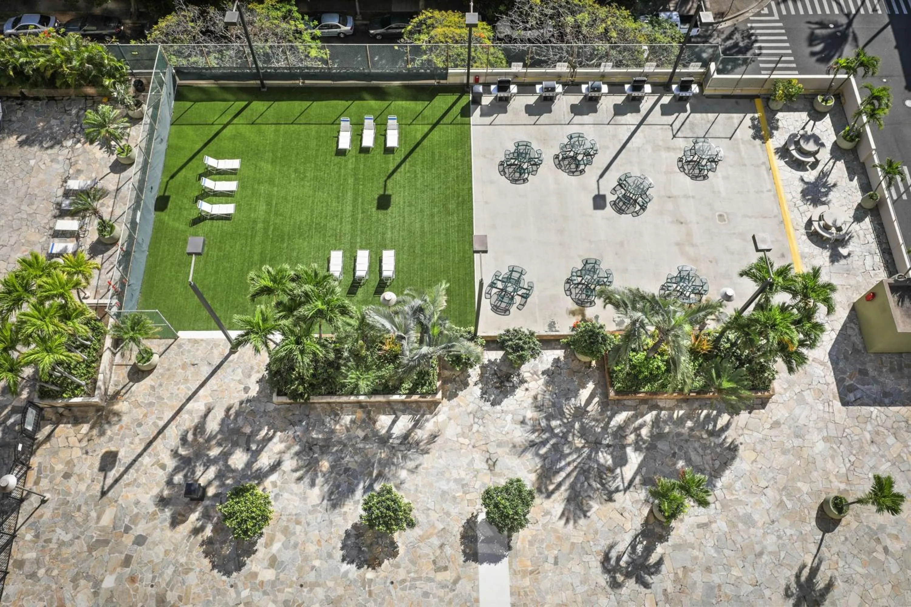 Day in Aston Waikiki Sunset