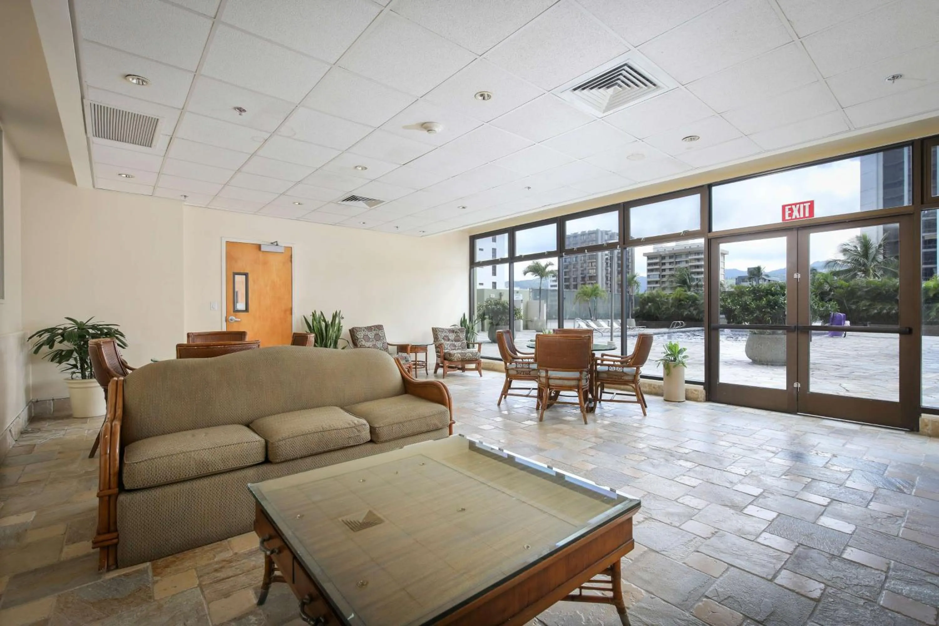 Property building in Aston Waikiki Sunset